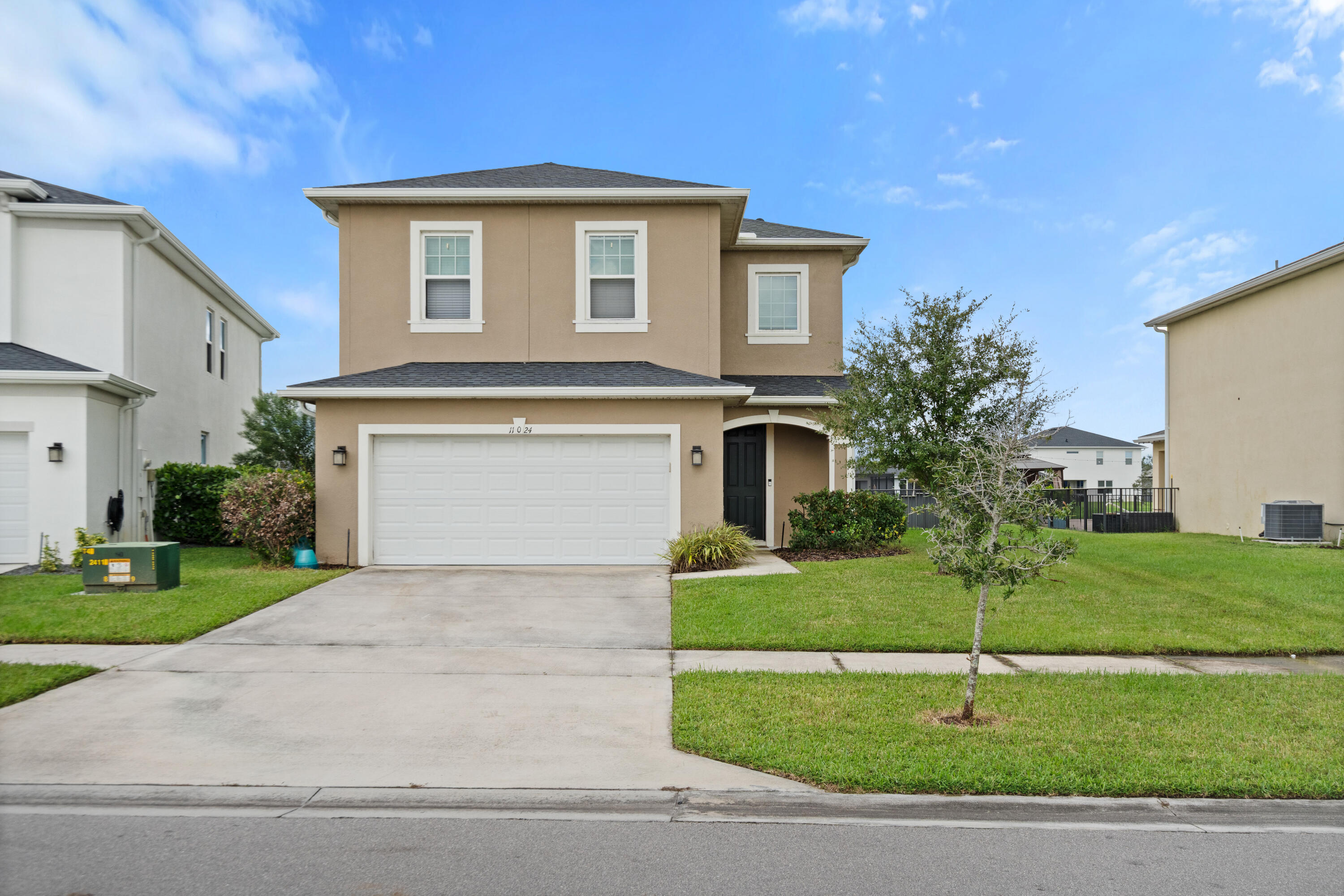 11024 Sw Pacini Way Property Photo 2