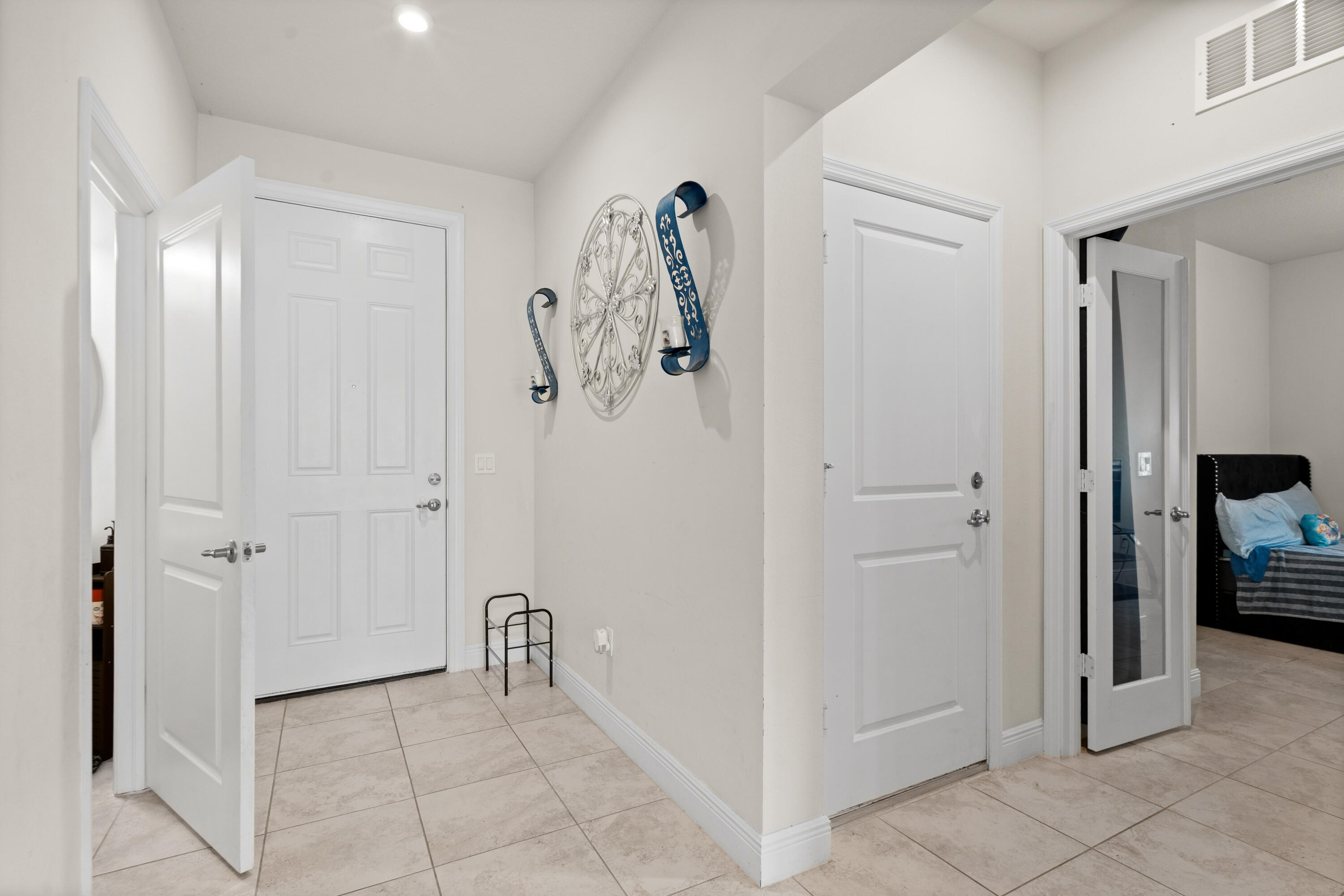 11024 Sw Pacini Way Property Photo 8
