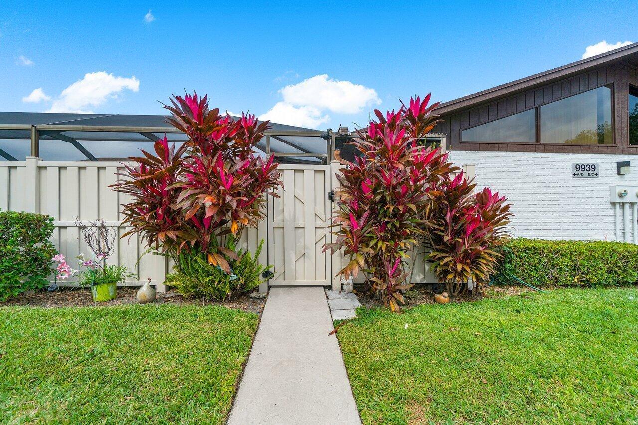 9939 Boca Gardens Trail D Property Photo 3