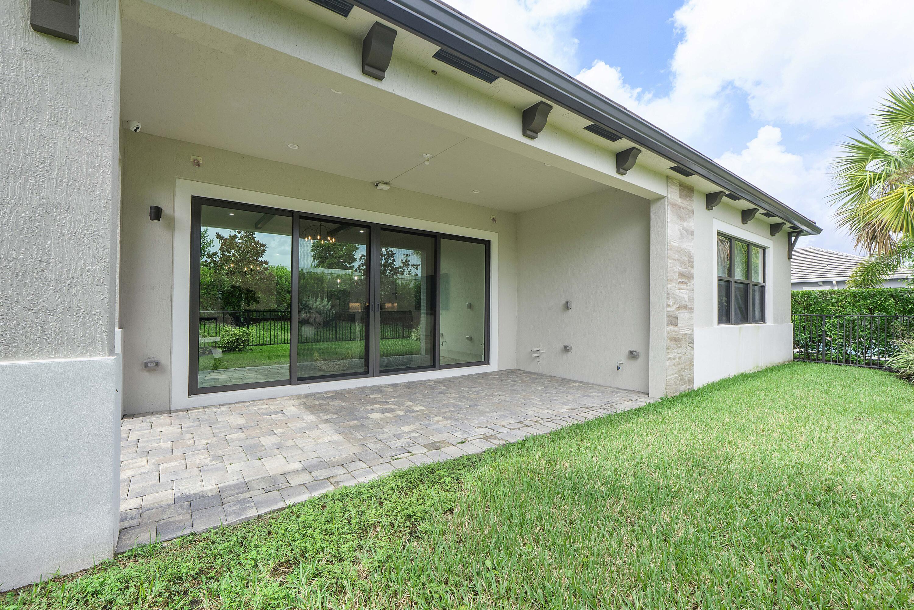 12467 Solana Bay Circle Property Photo 36
