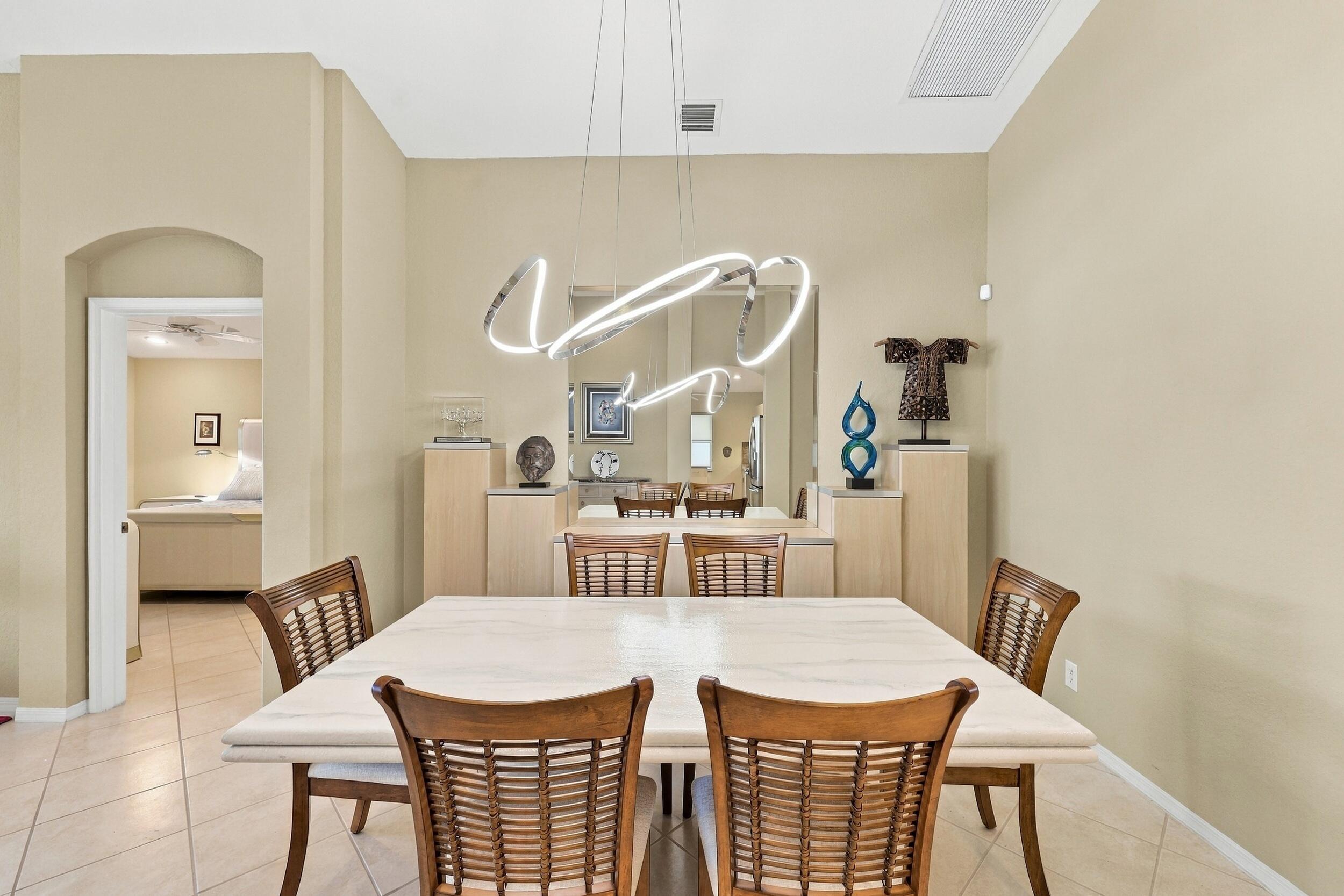7118 Treviso Lane Property Photo 8