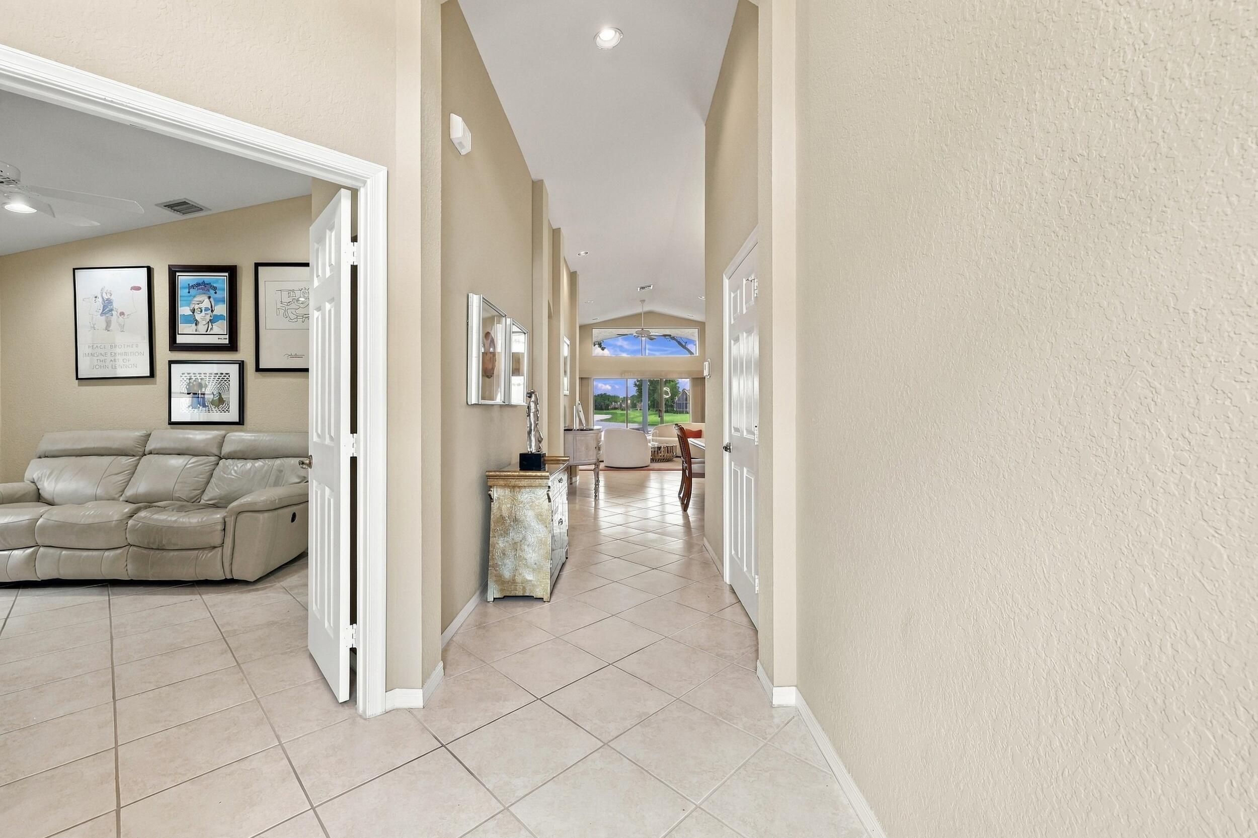 7118 Treviso Lane Property Photo 14