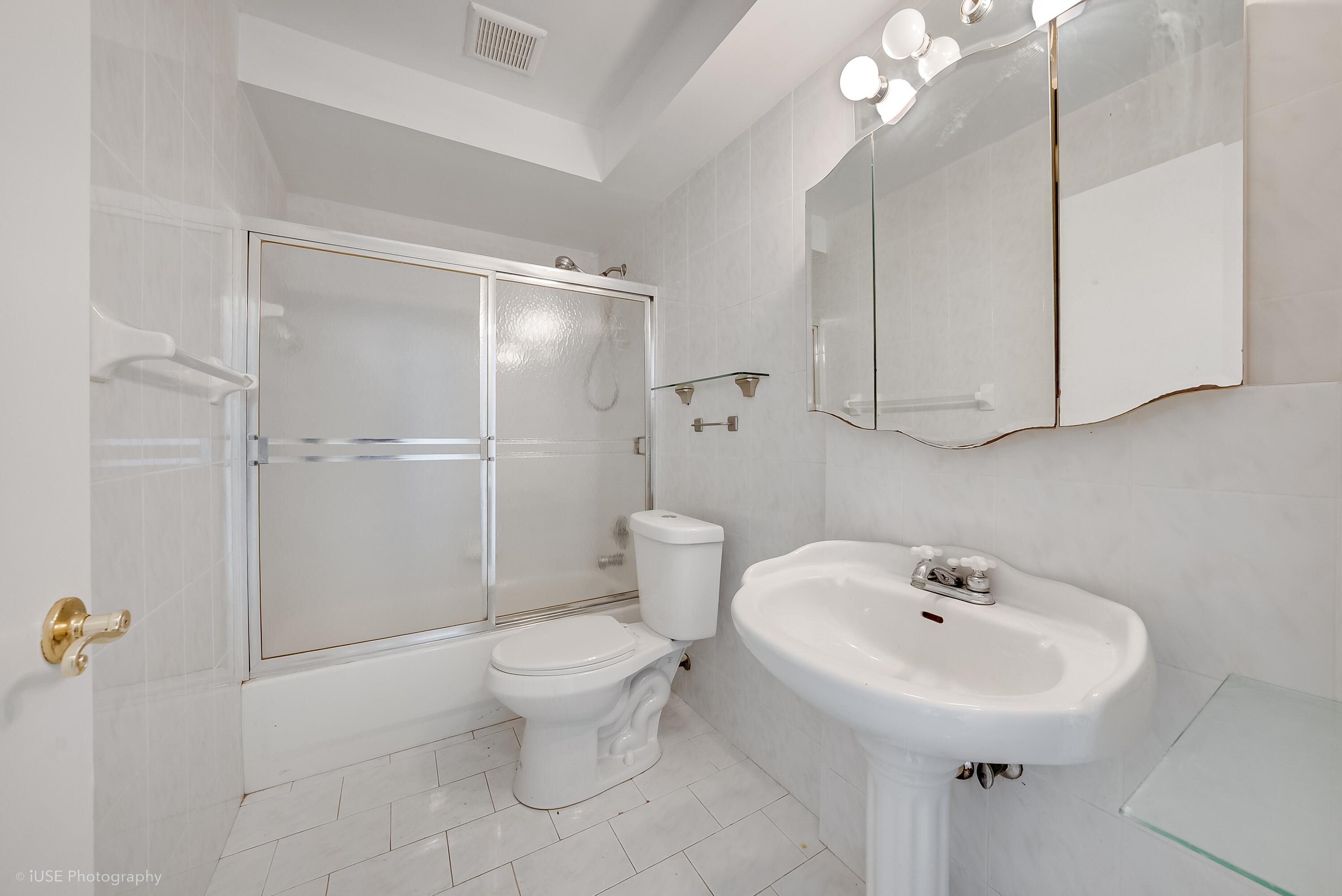 2141 Sw 23rd Avenue Property Photo 6