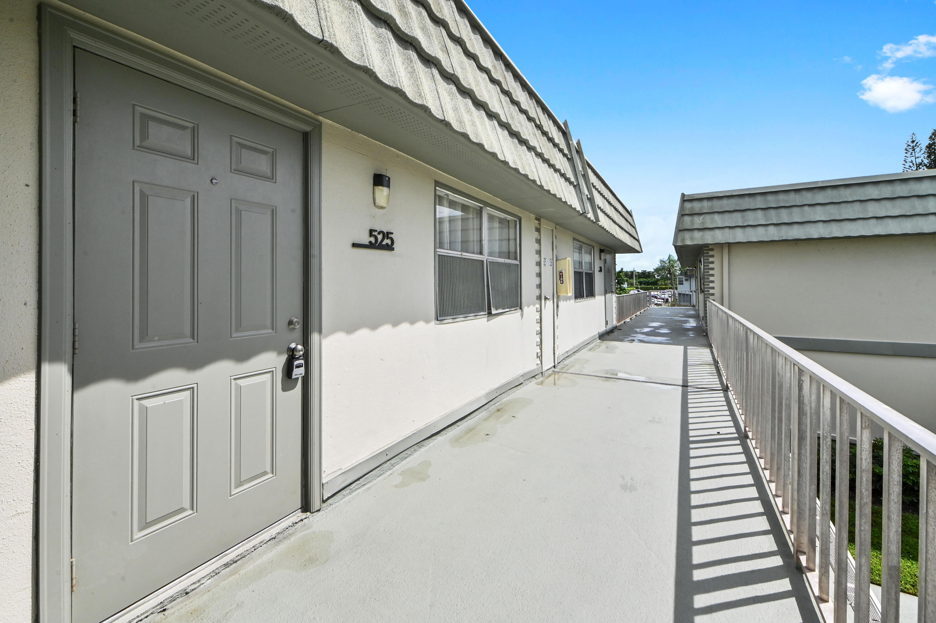 525 Monaco K Property Photo 2