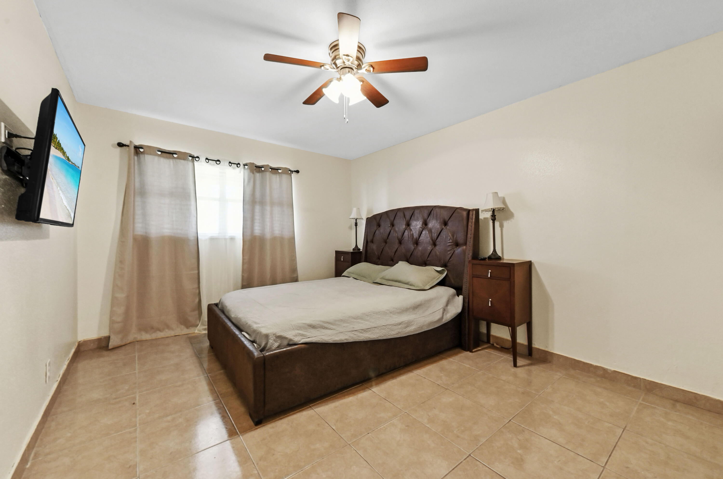 525 Monaco K Property Photo 9
