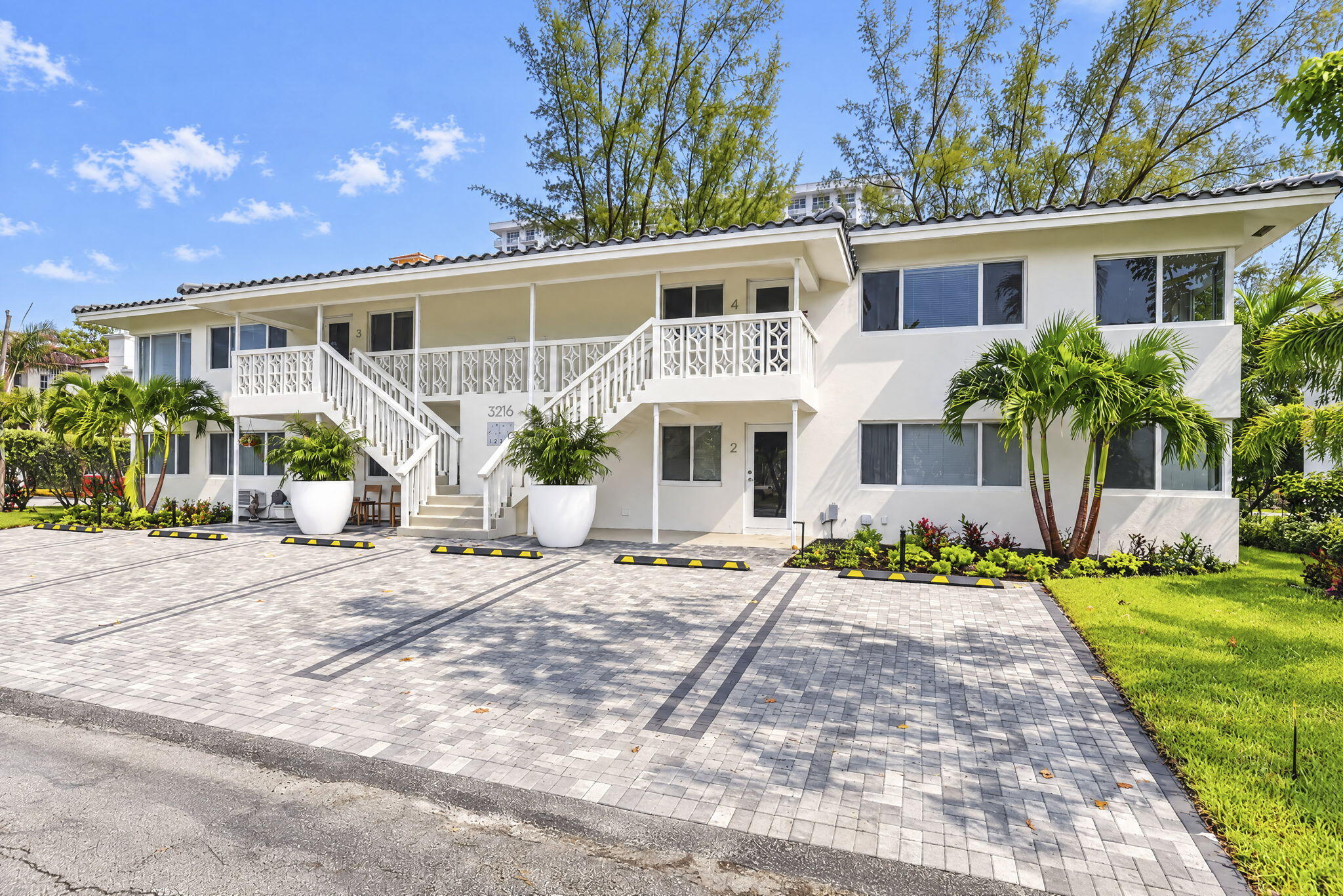3216 COLONY CLUB Road 4 Property Photo 1