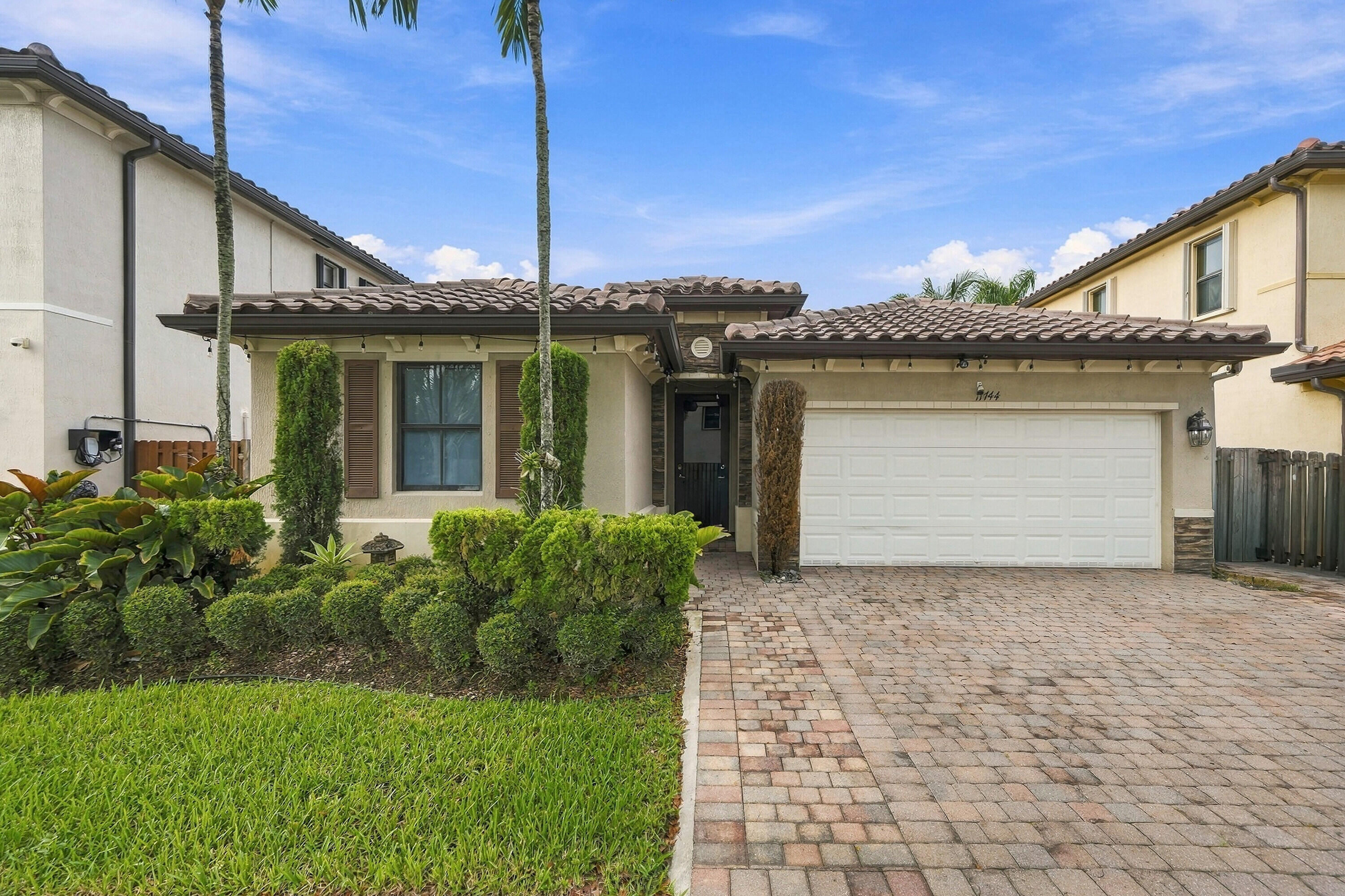 11744 Sw 151st Path Property Photo 1