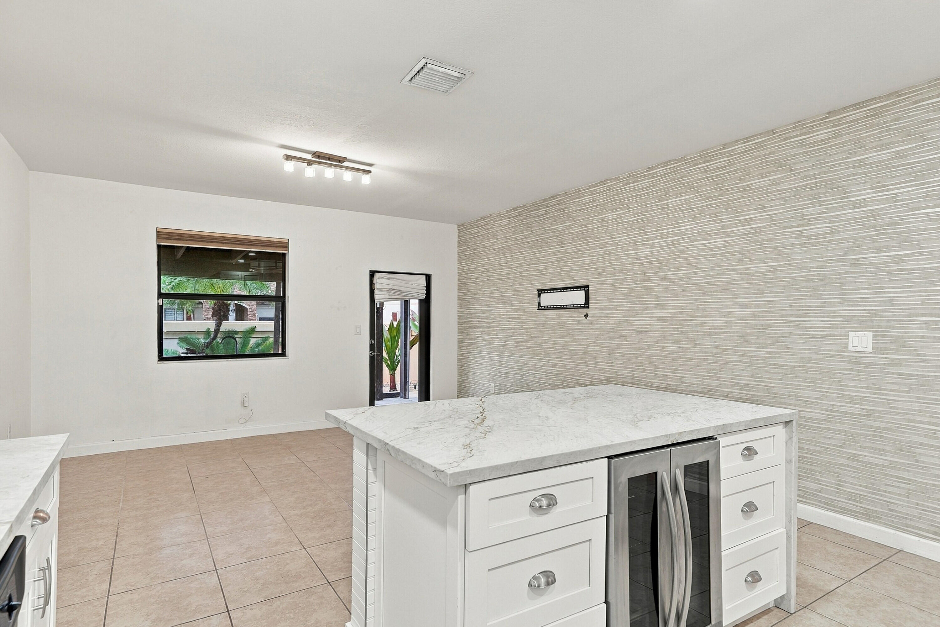 11744 Sw 151st Path Property Photo 9