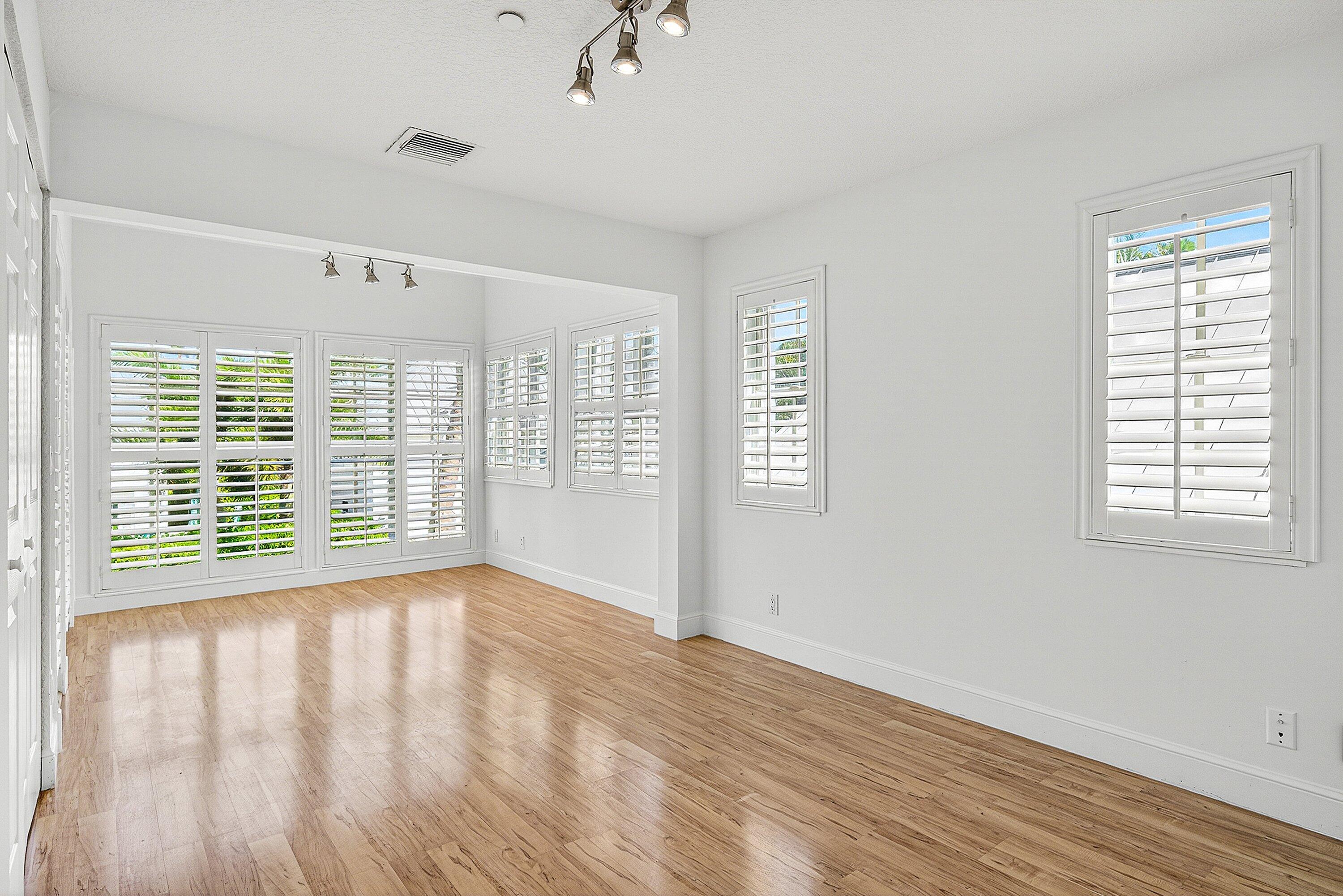 130 Jupiter Key Road Property Photo 27