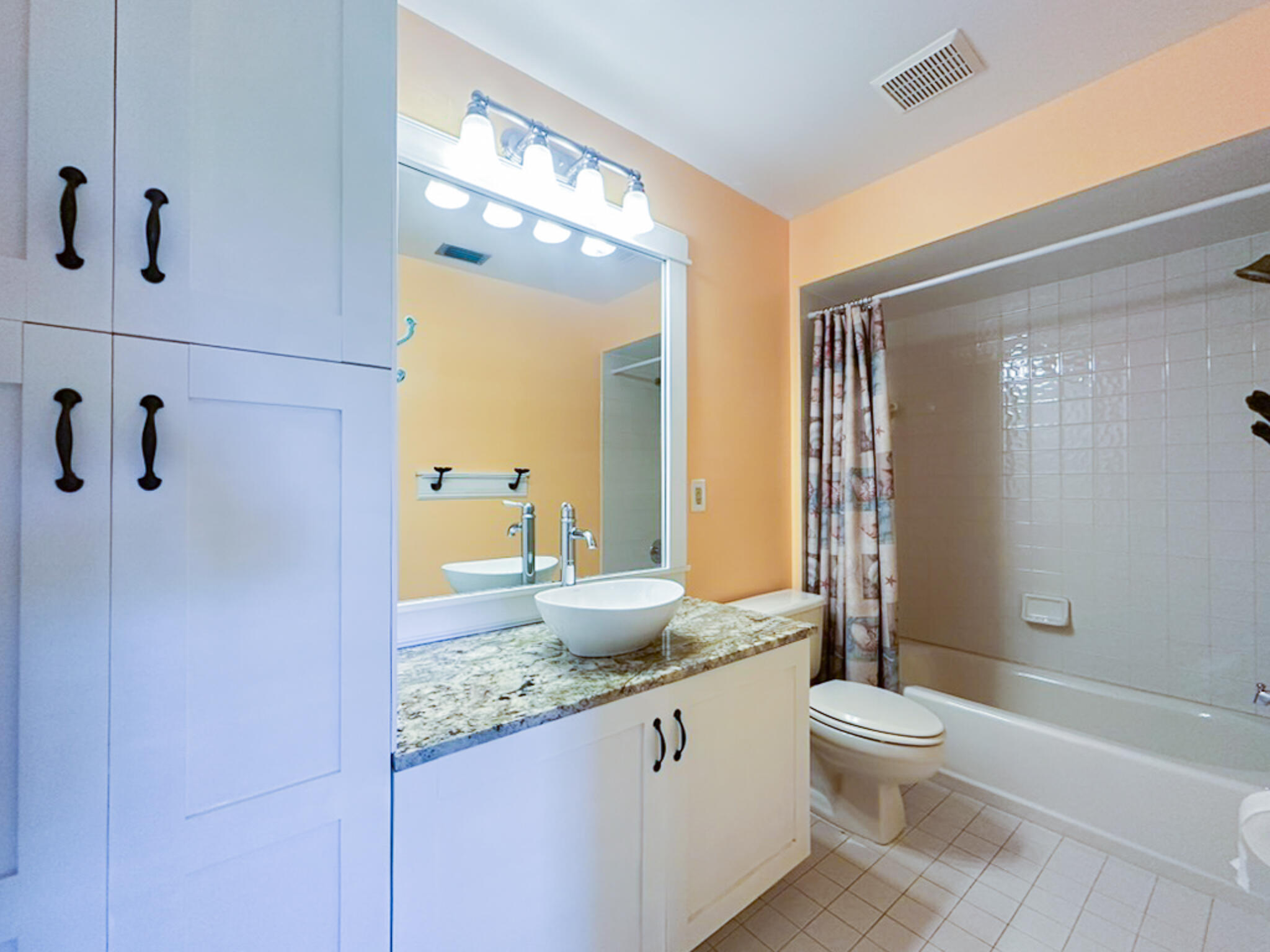 6303 Se Williamsburg Drive 201 Property Photo 14