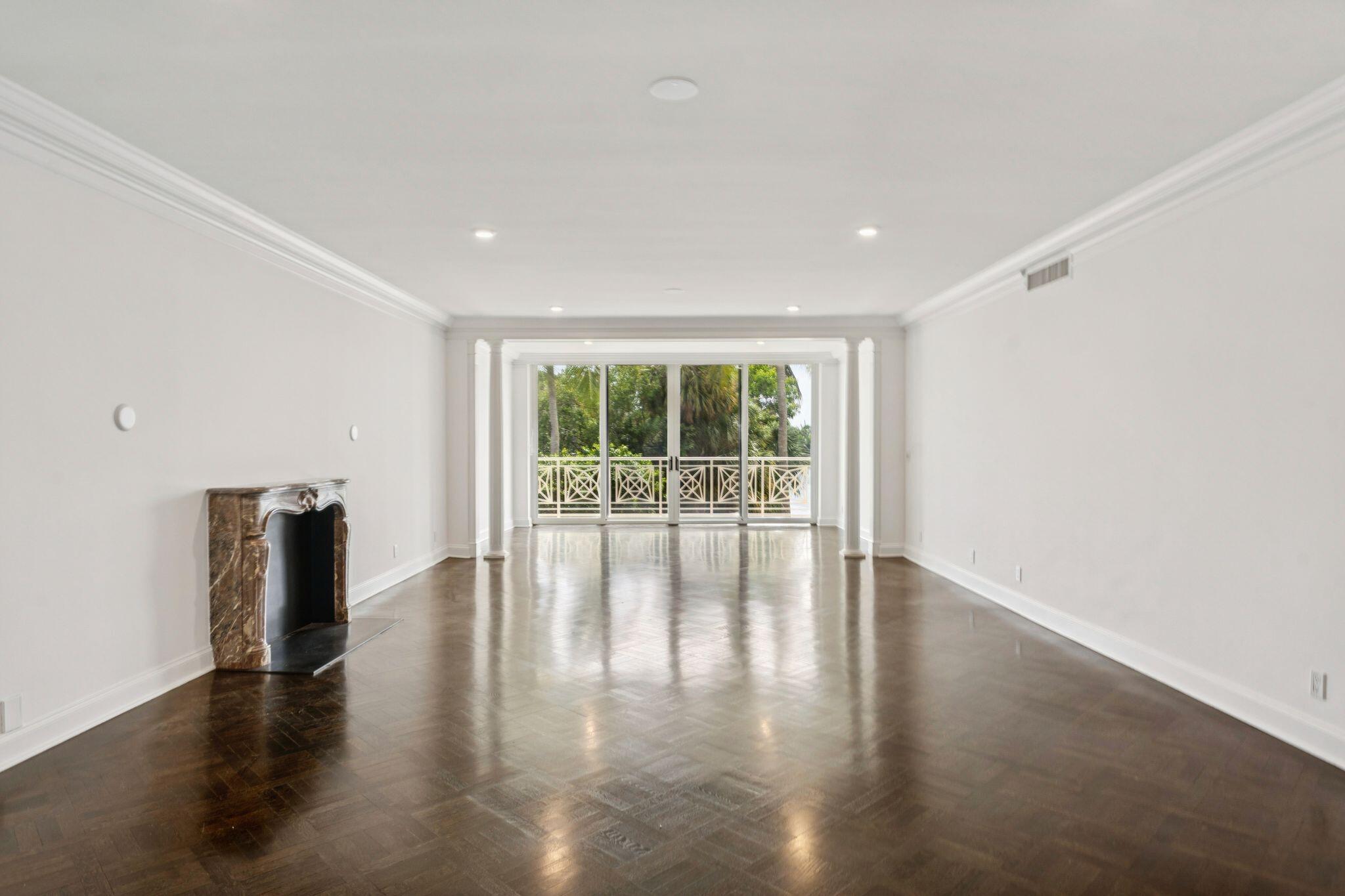 425 Worth Avenue 2f Property Photo 11