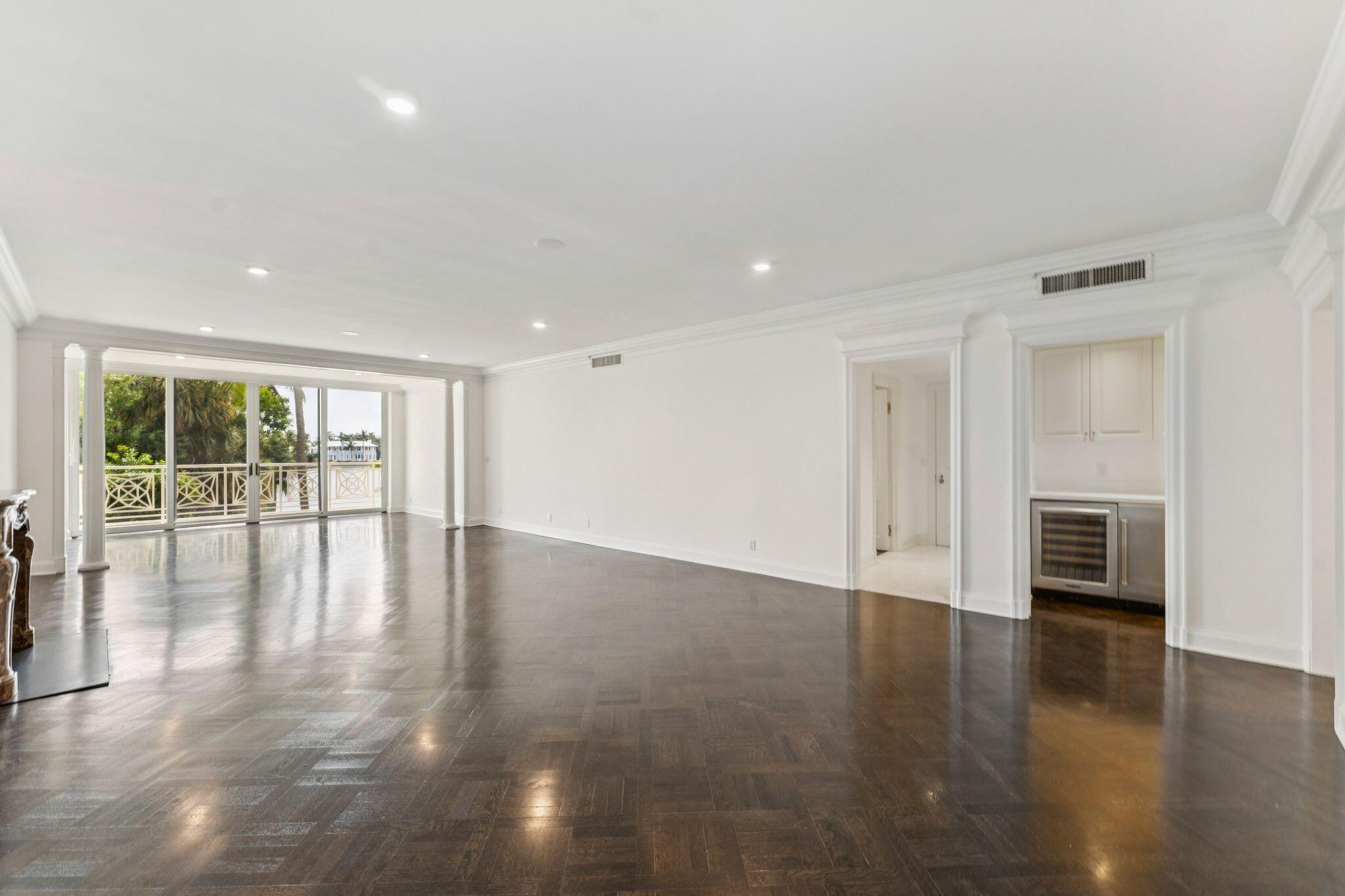 425 Worth Avenue 2f Property Photo 12