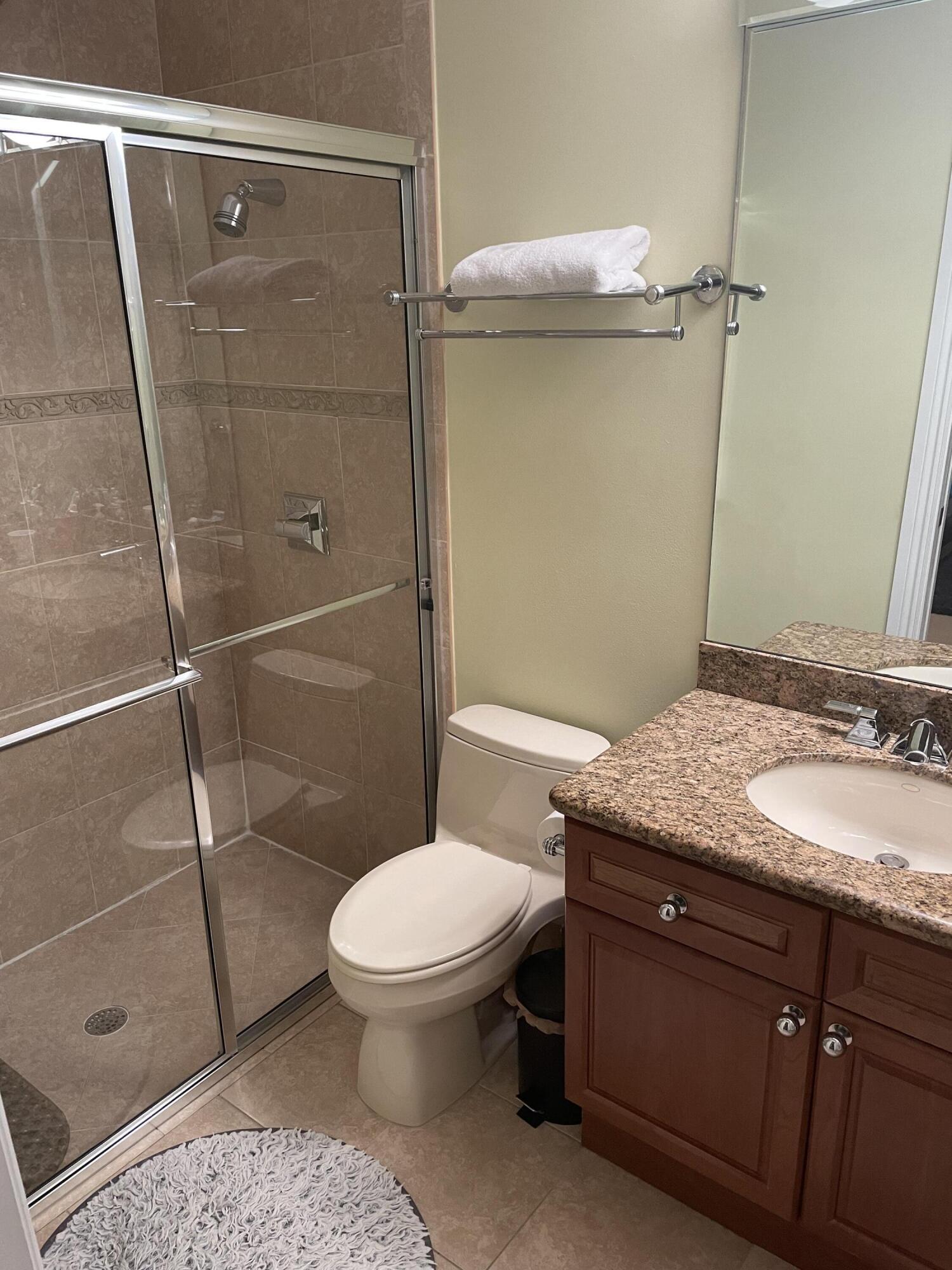 5532 Estate Oak Circle Property Photo 10