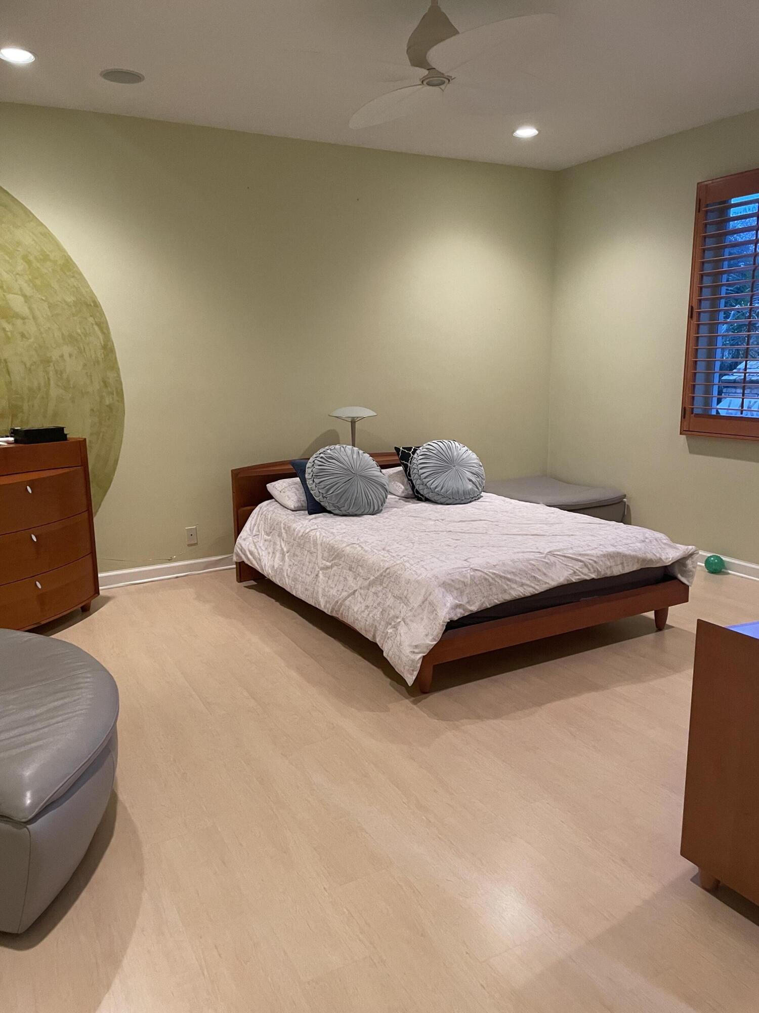 5532 Estate Oak Circle Property Photo 11