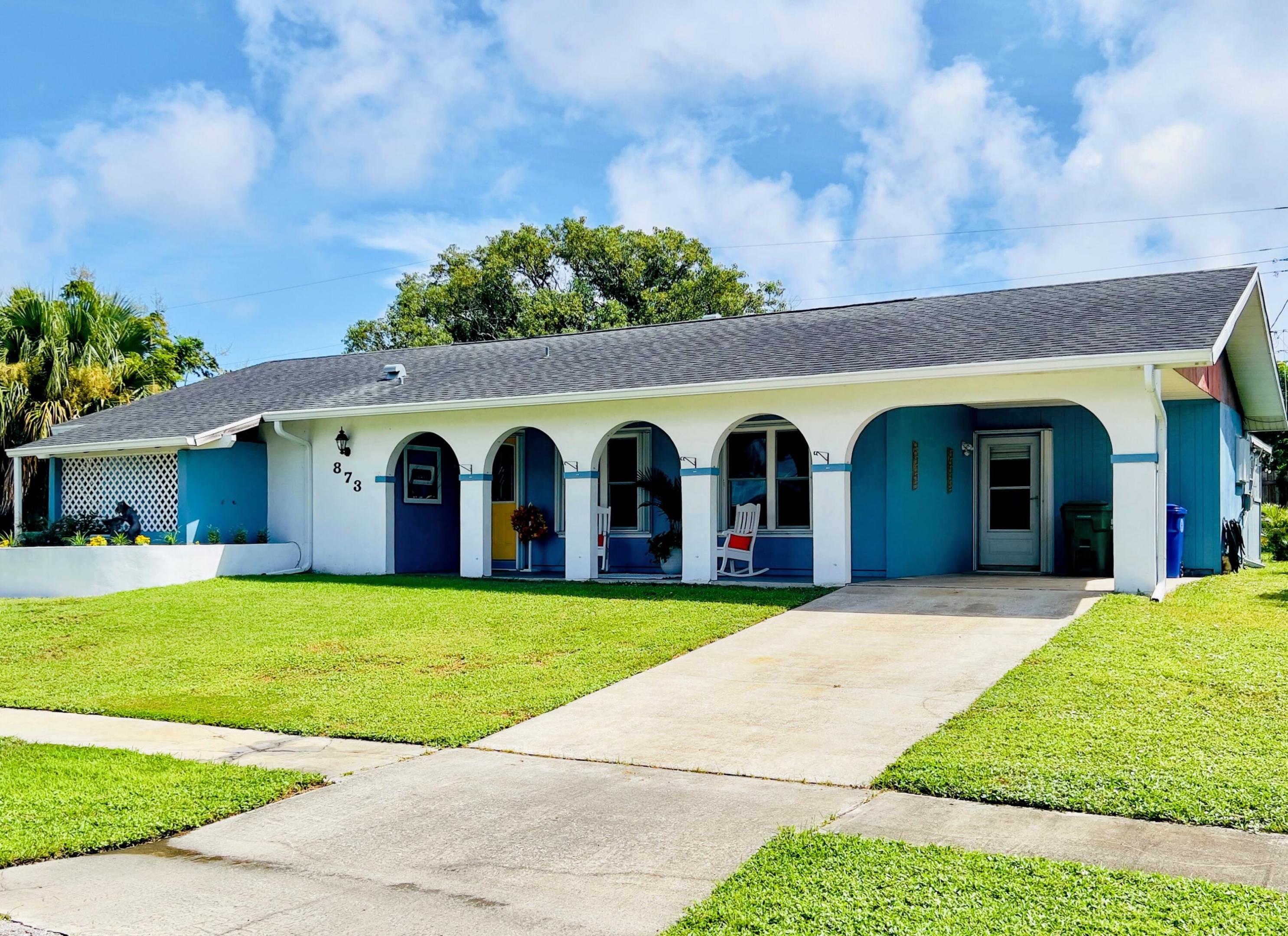 873 Lance Street Property Photo 1