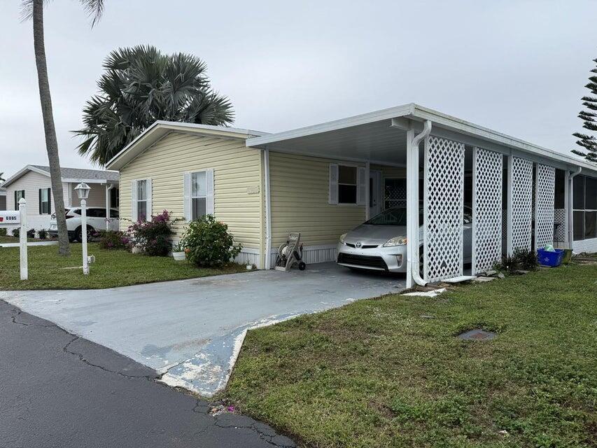 6085 Seashore Drive Property Photo 1