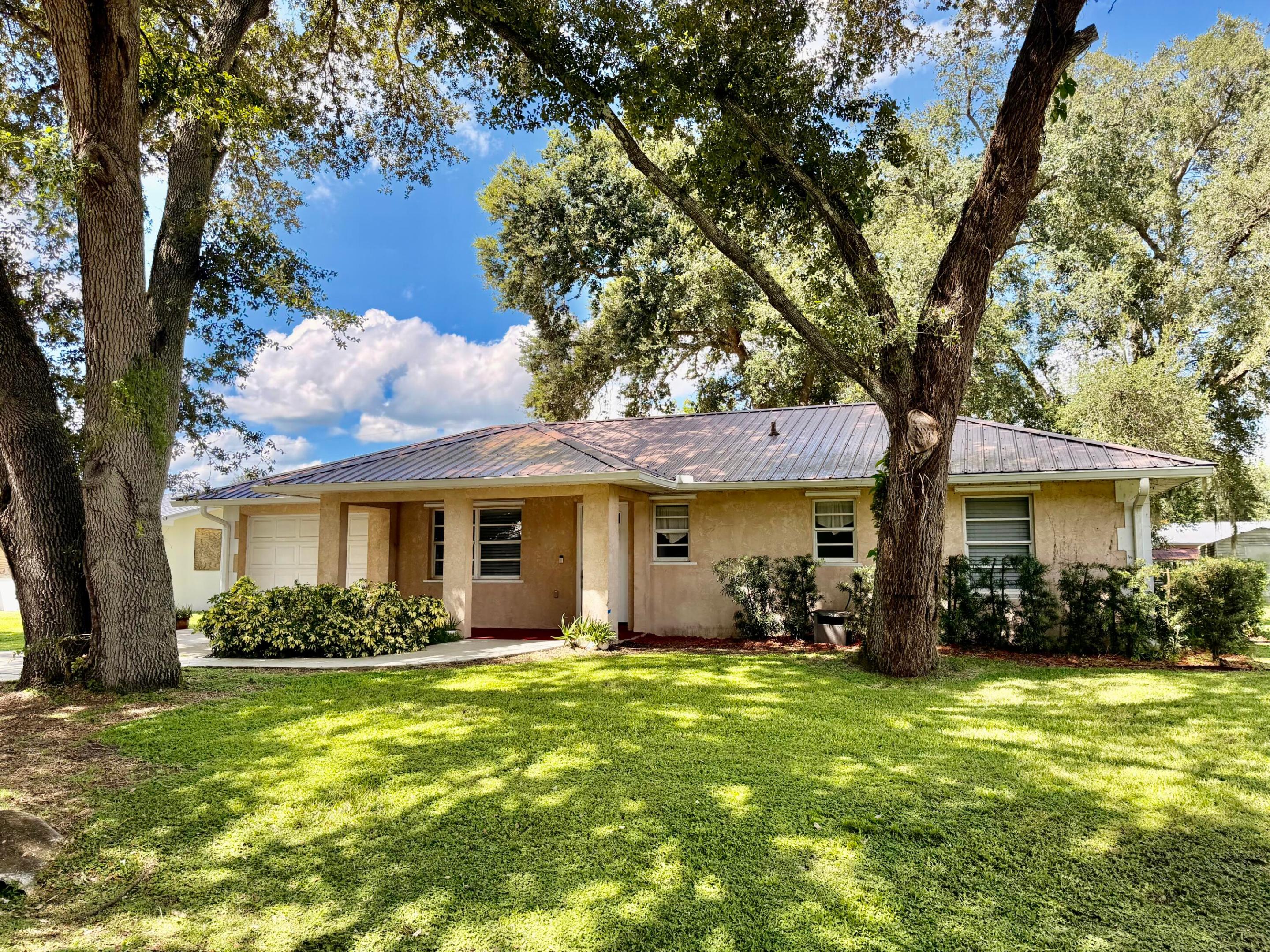 3307 SW 17TH Street