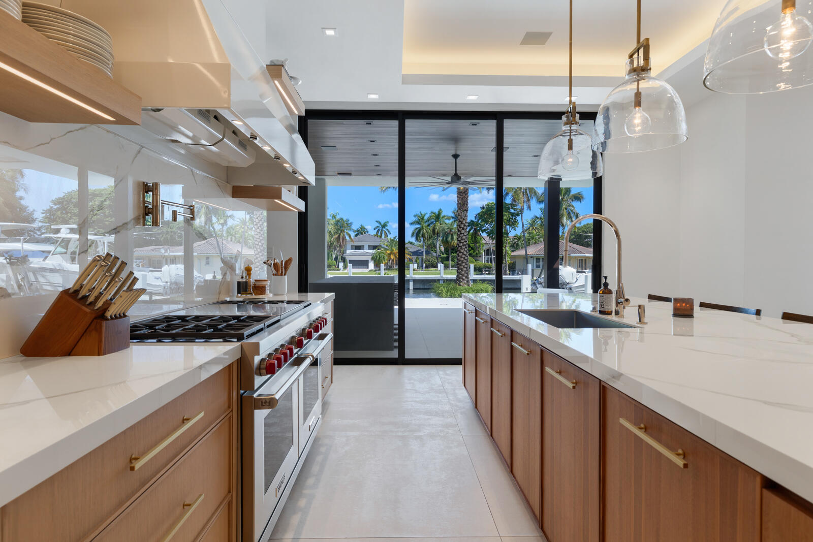 2423 Castilla Isle Property Photo 18