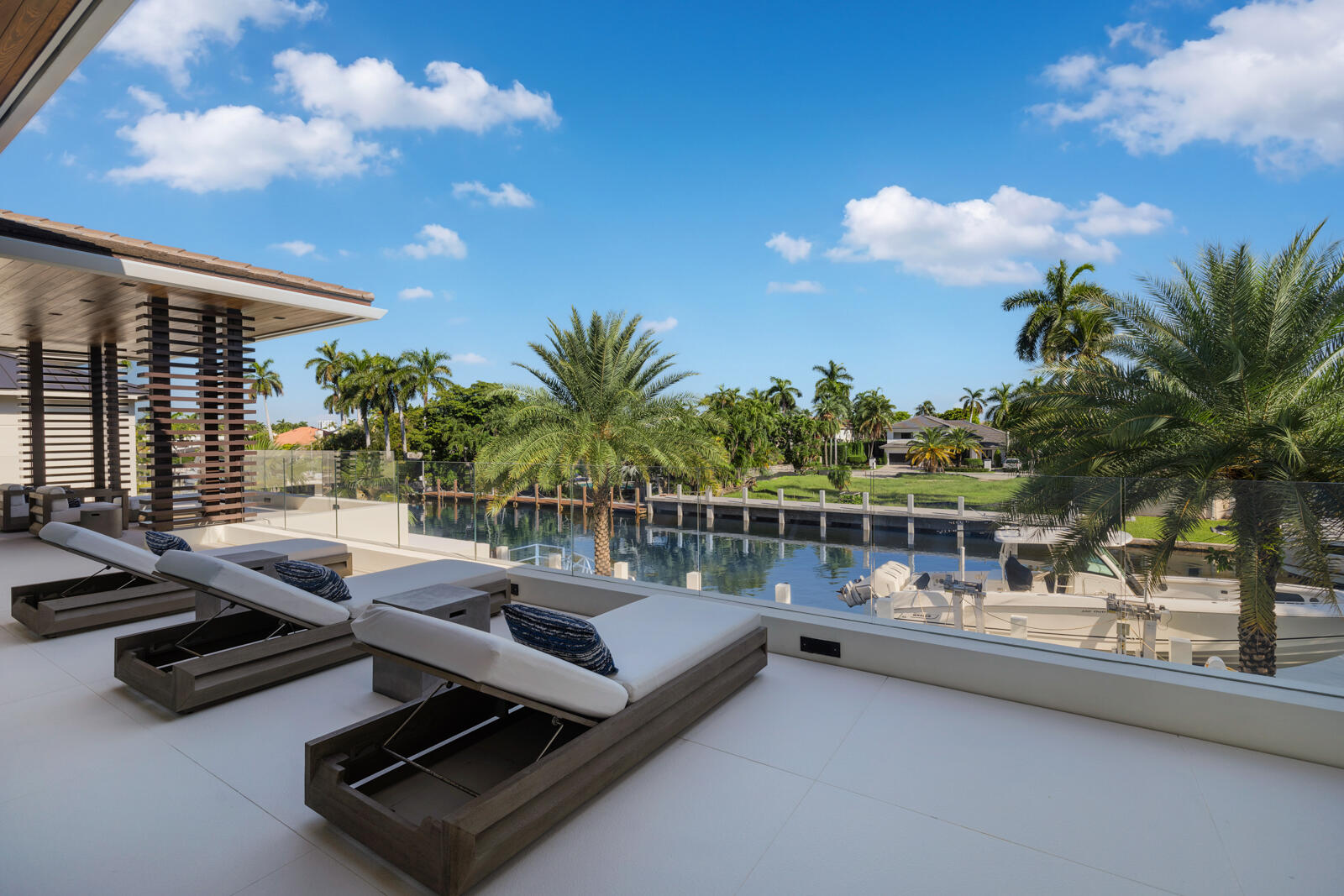 2423 Castilla Isle Property Photo 55