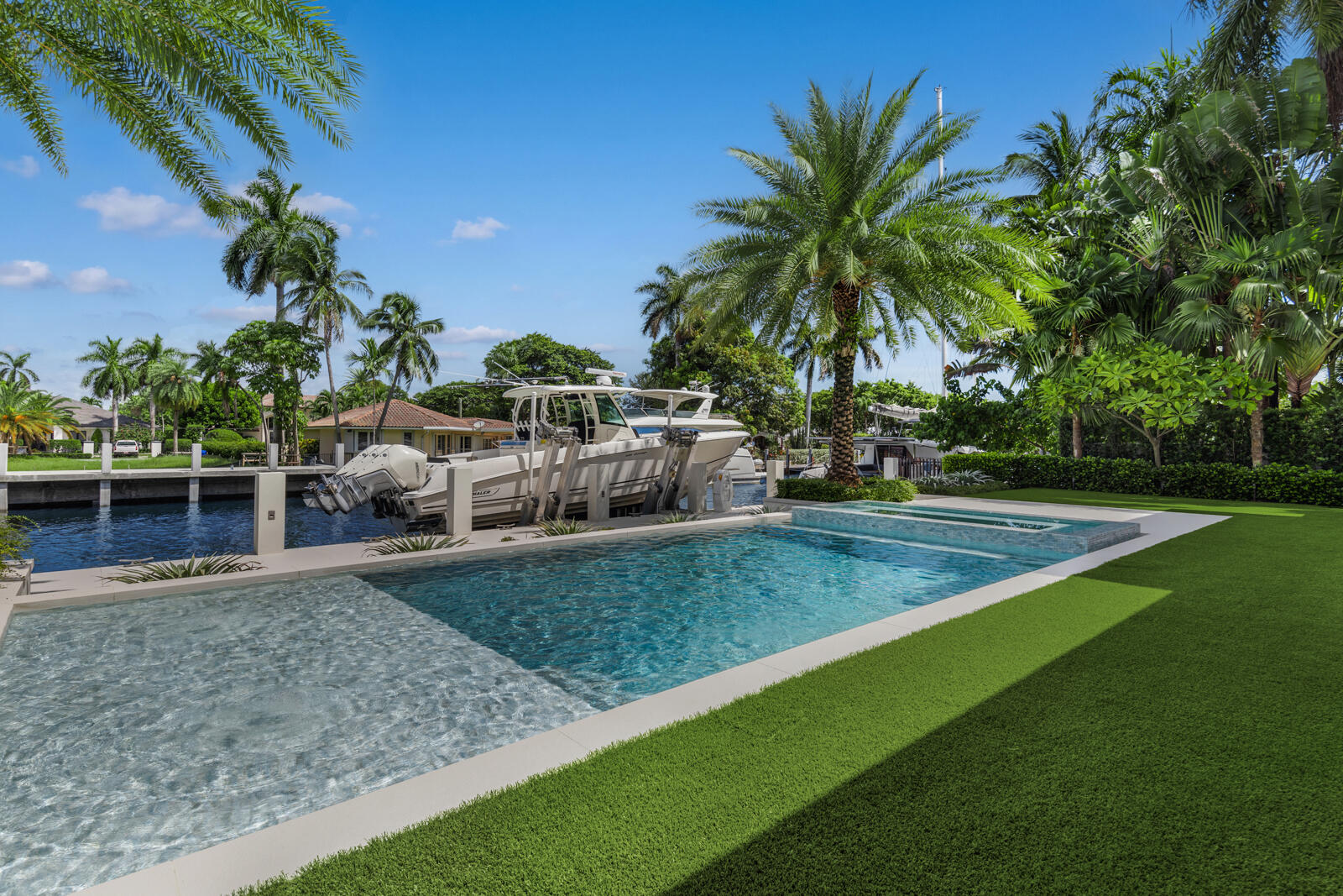 2423 Castilla Isle Property Photo 65
