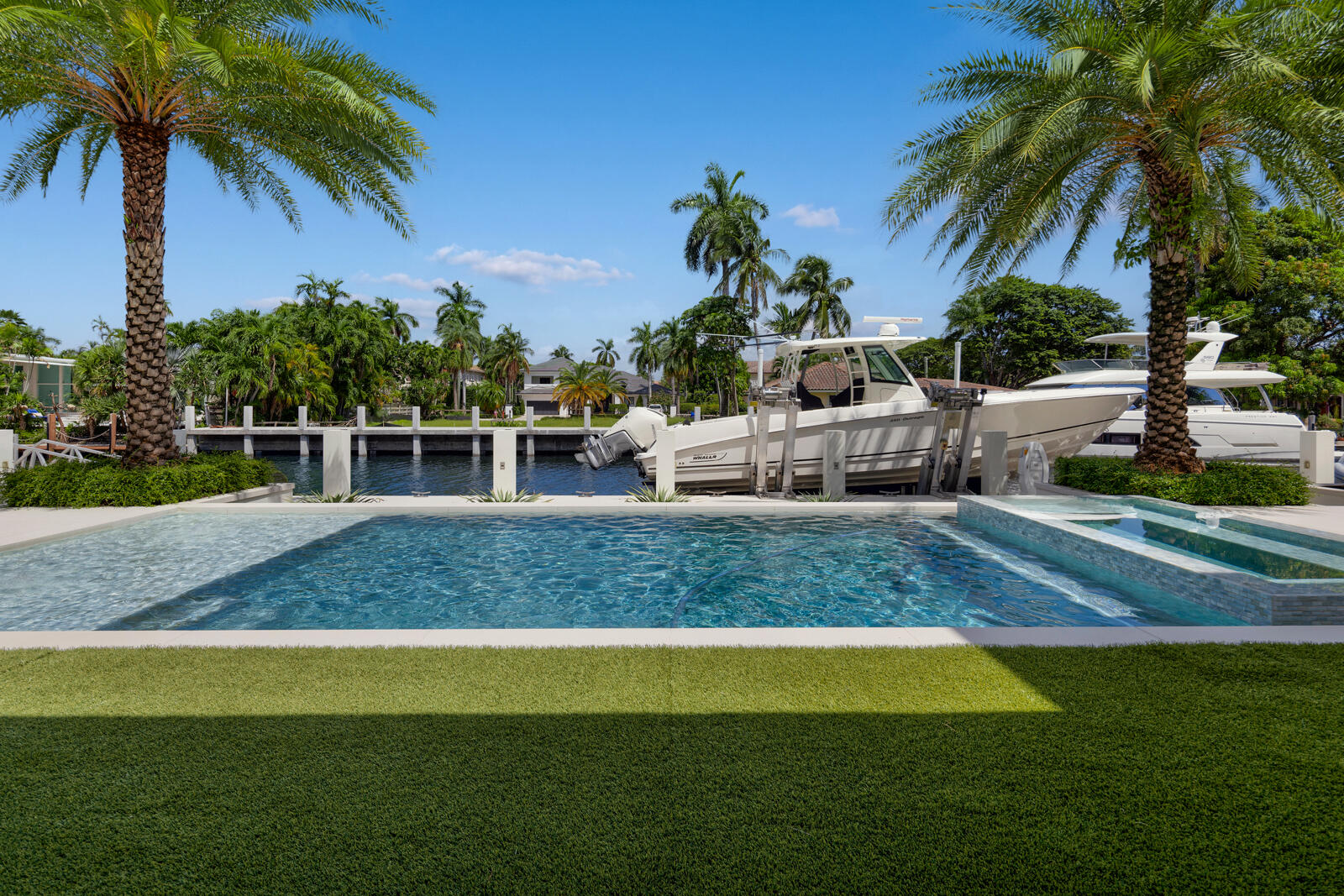 2423 Castilla Isle Property Photo 67
