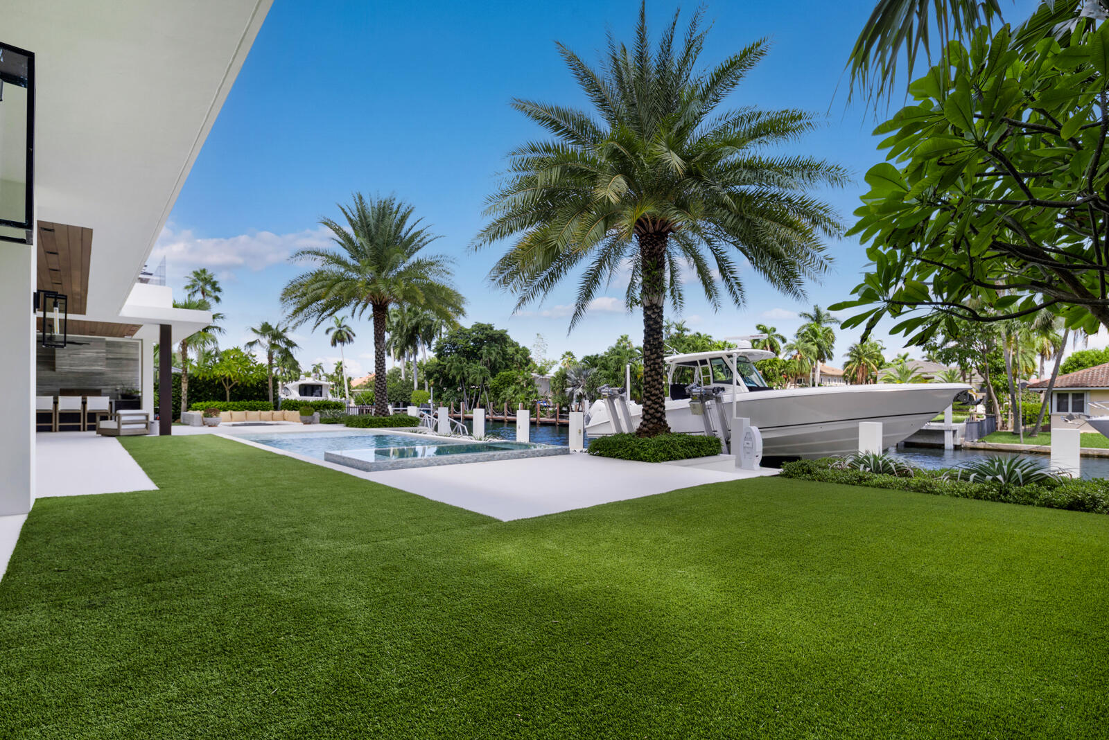 2423 Castilla Isle Property Photo 68