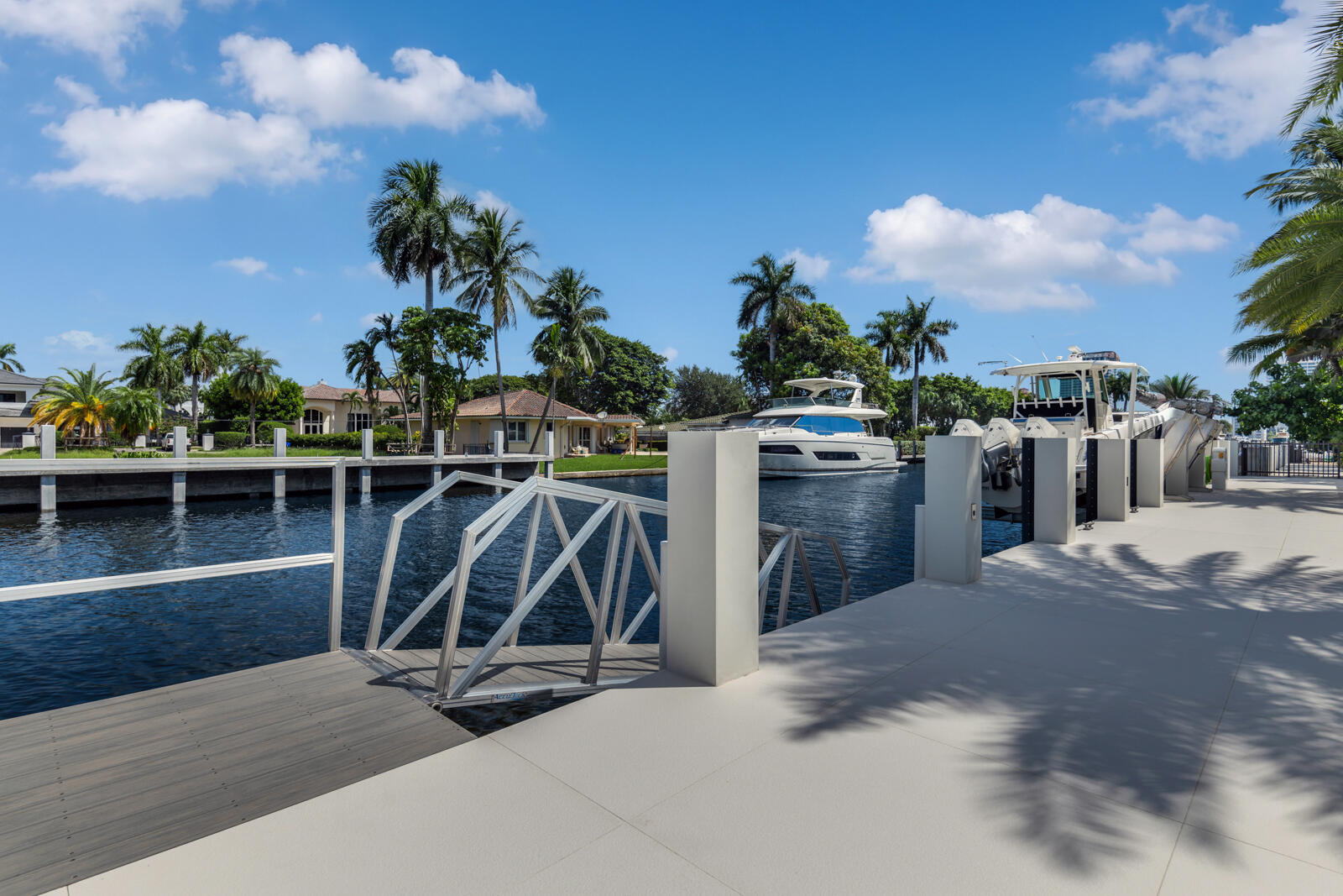 2423 Castilla Isle Property Photo 70