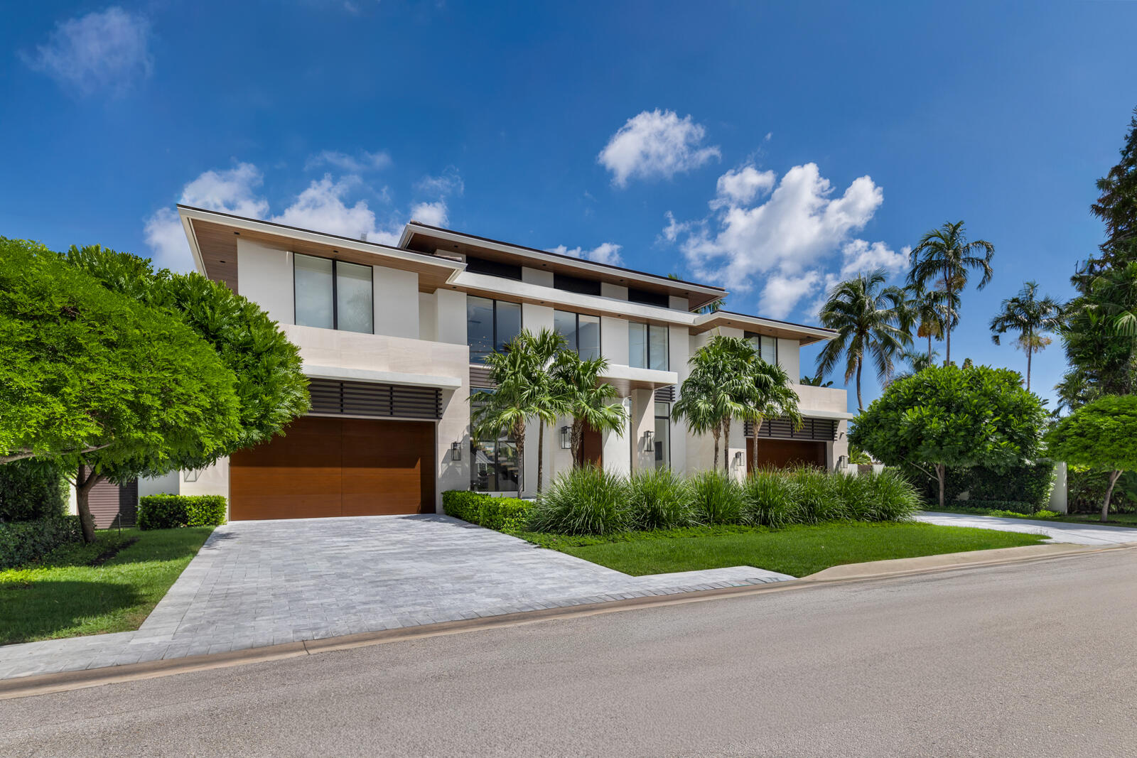 2423 Castilla Isle Property Photo 76