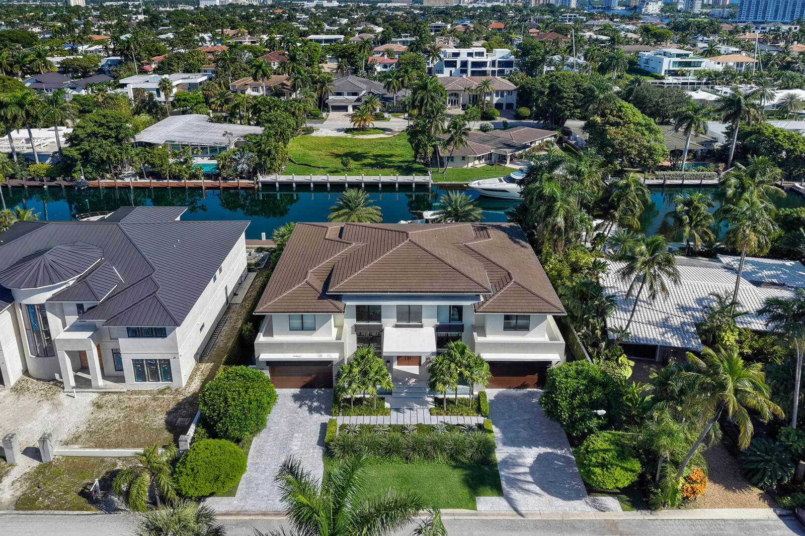 2423 Castilla Isle Property Photo 81