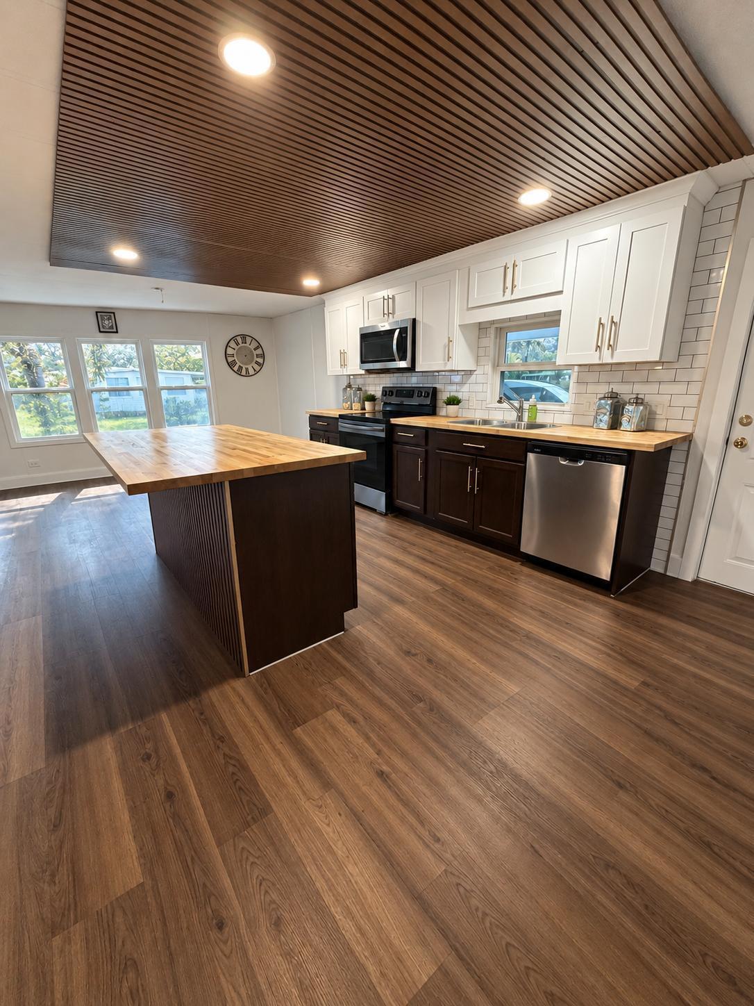8572 Crown Drive Property Photo 13