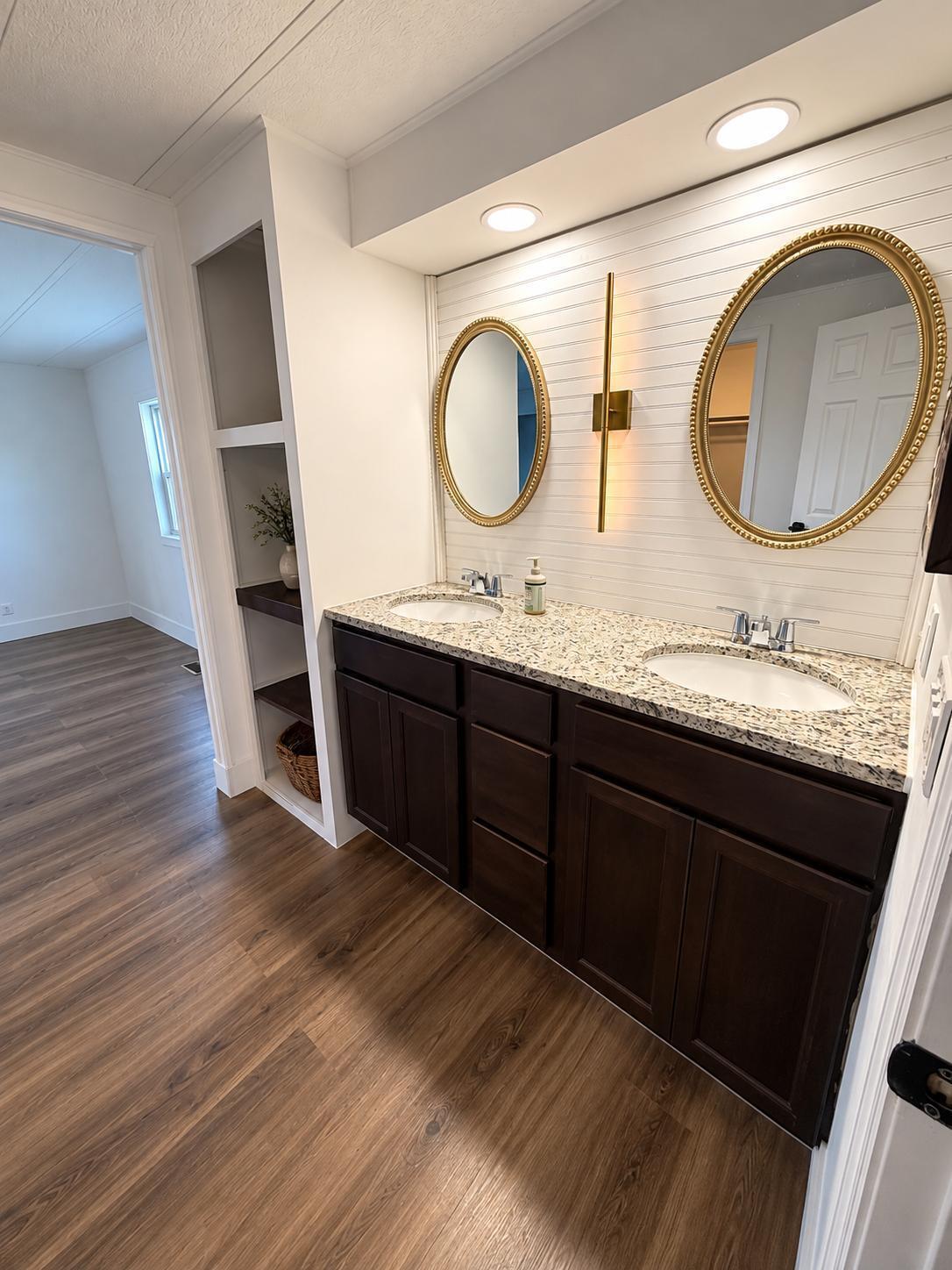 8572 Crown Drive Property Photo 28