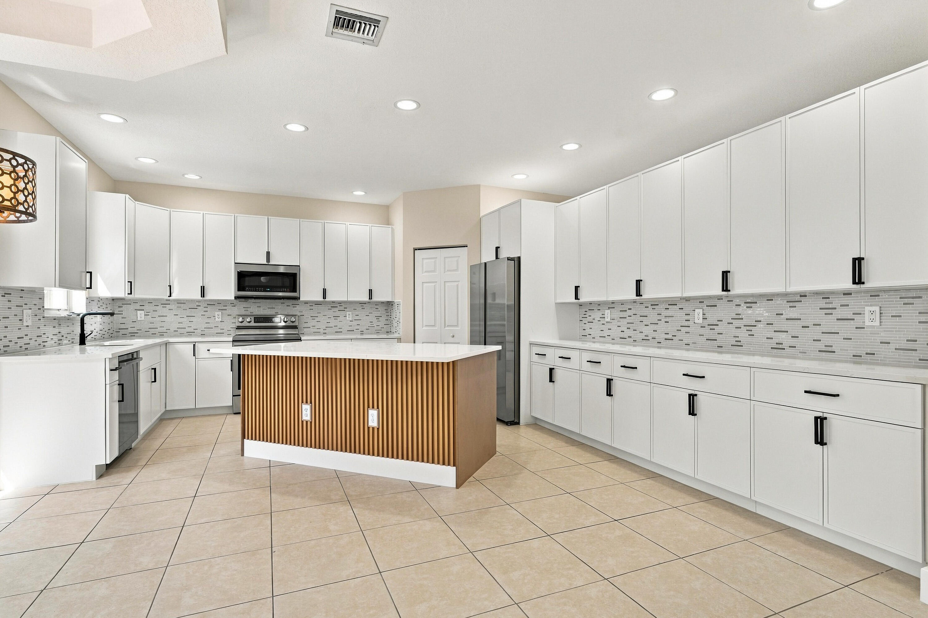 2956 Shaughnessy Drive Property Photo 1