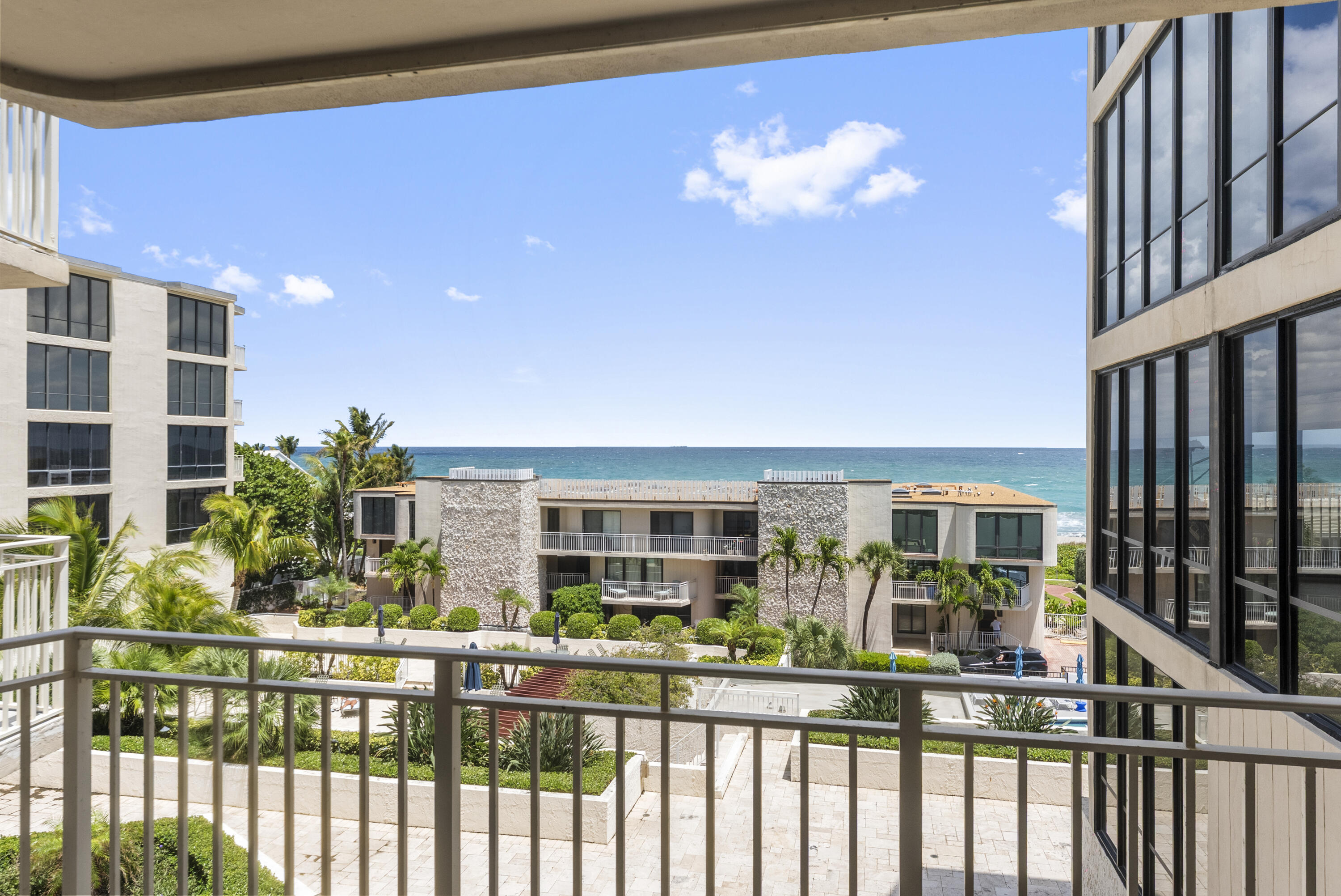 2155 S Ocean Boulevard 11 Property Photo 9