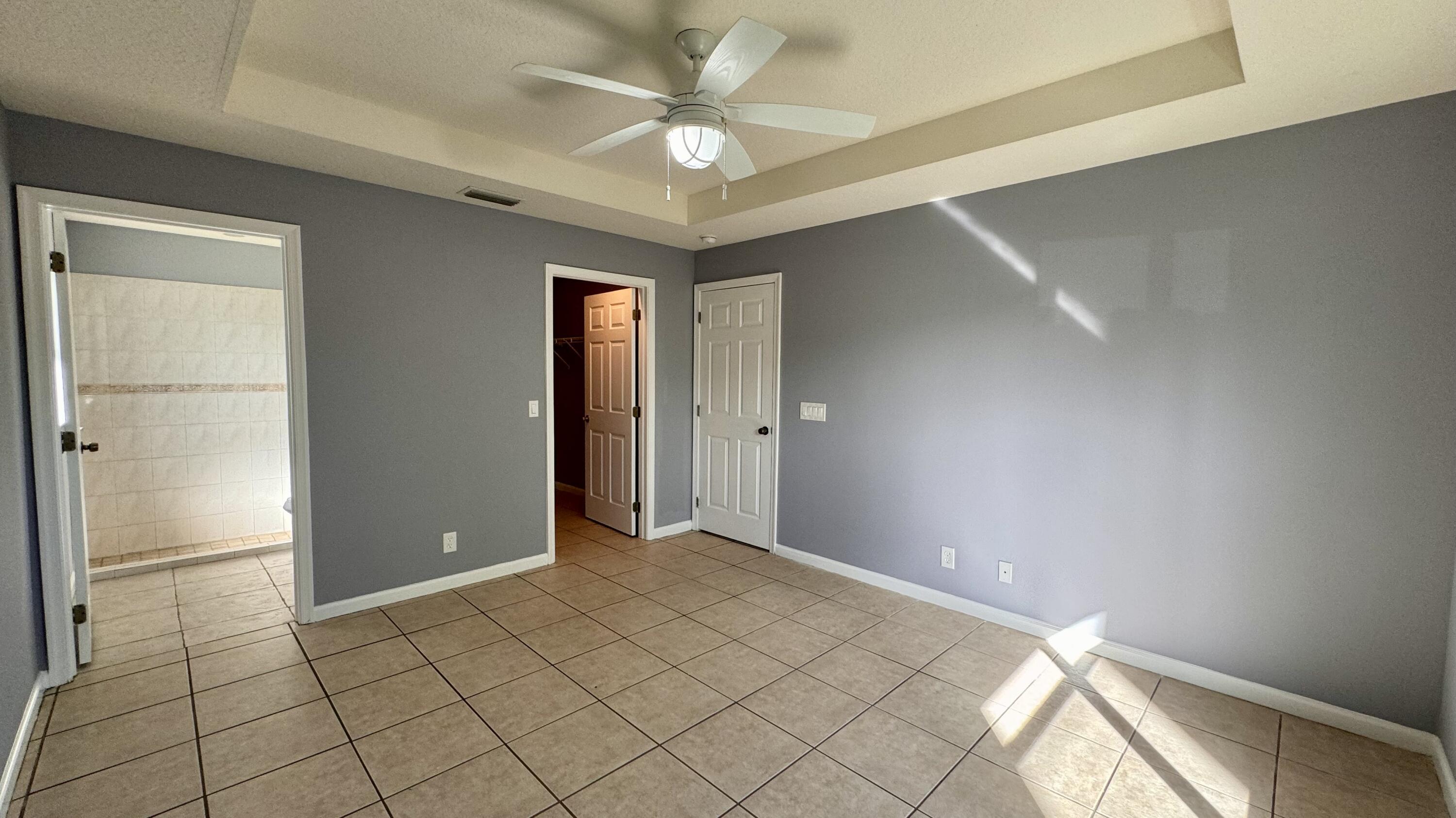 1290 Riverside Circle Property Photo 11