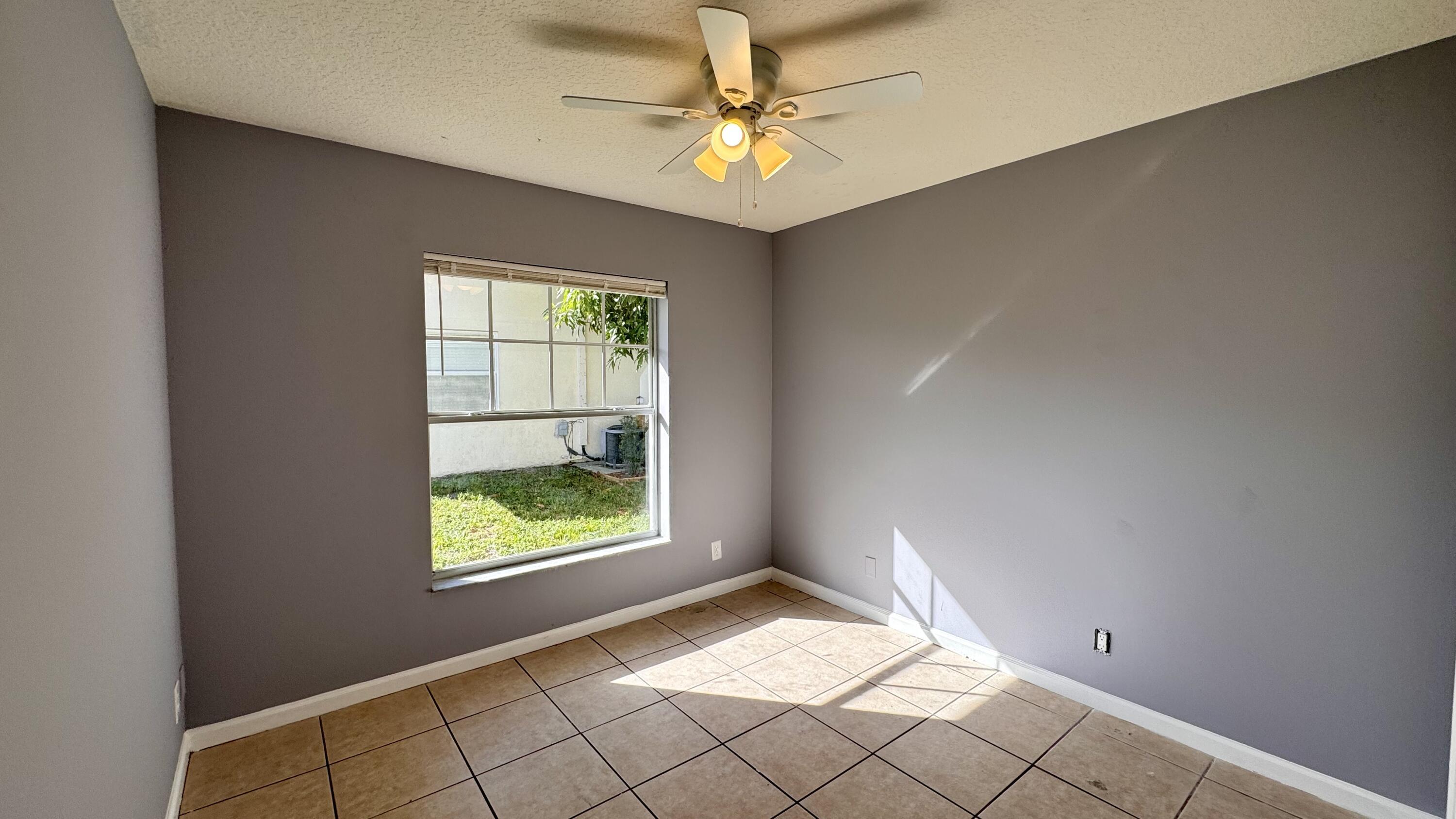 1290 Riverside Circle Property Photo 15