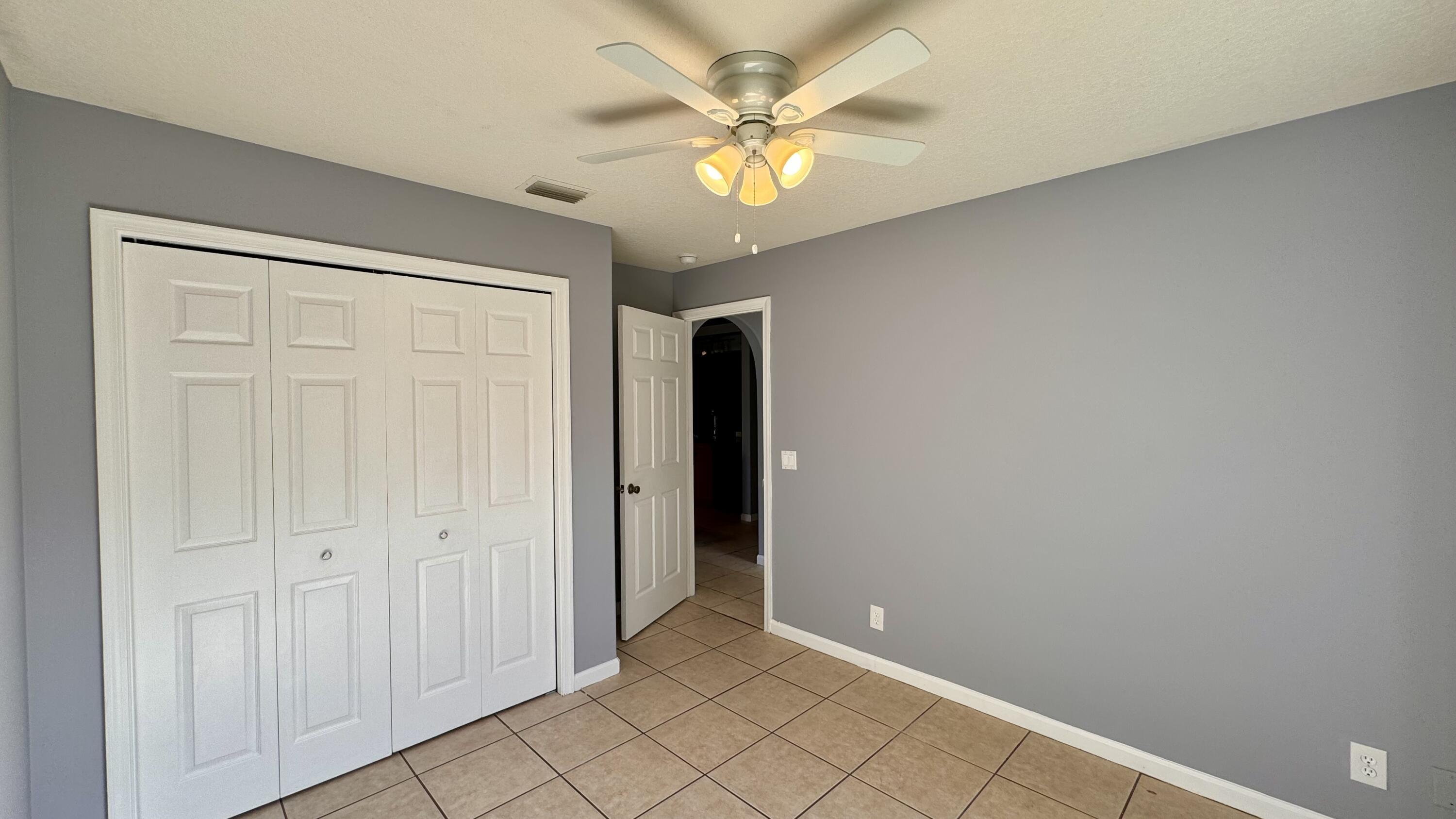 1290 Riverside Circle Property Photo 16