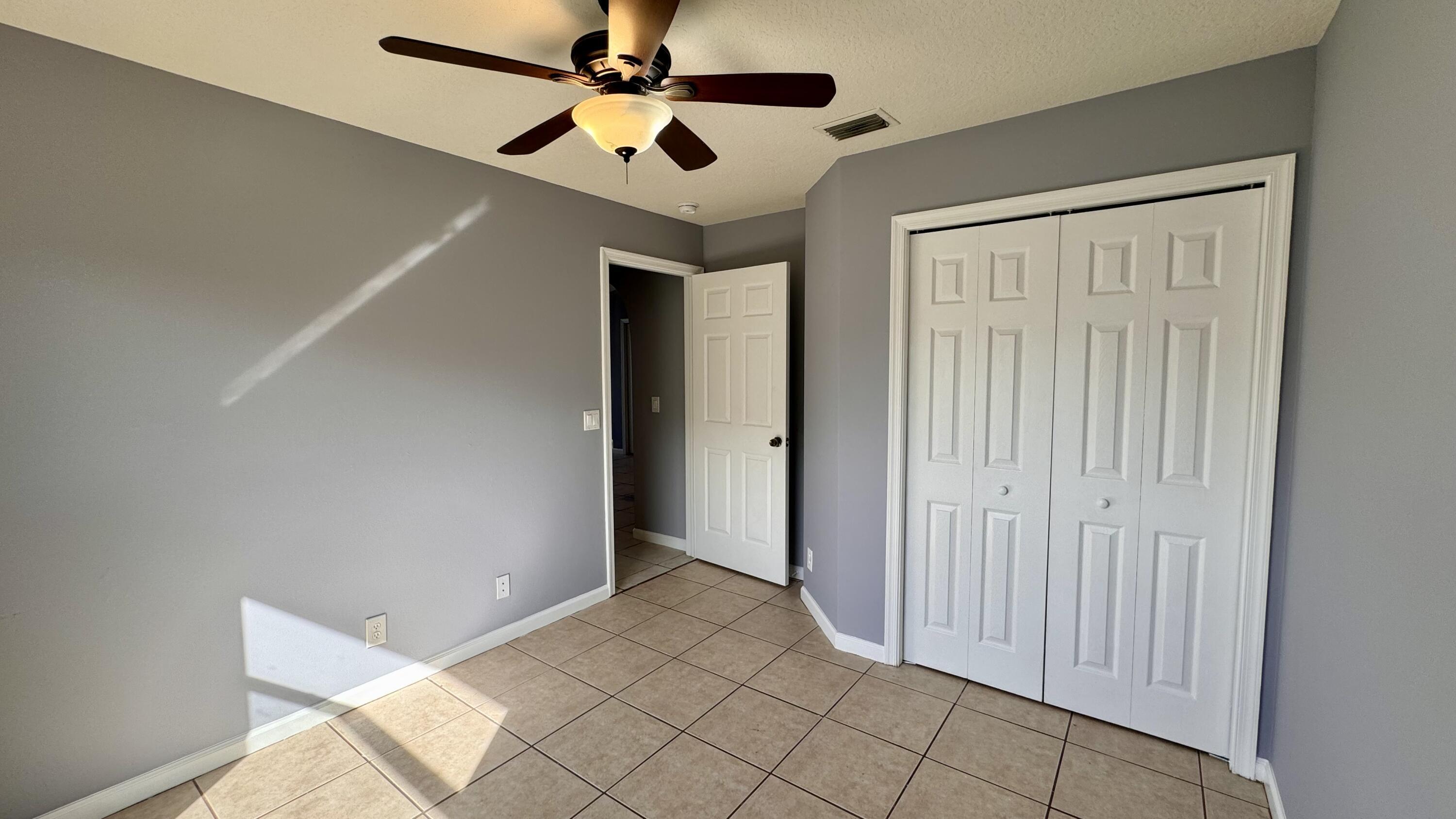 1290 Riverside Circle Property Photo 21