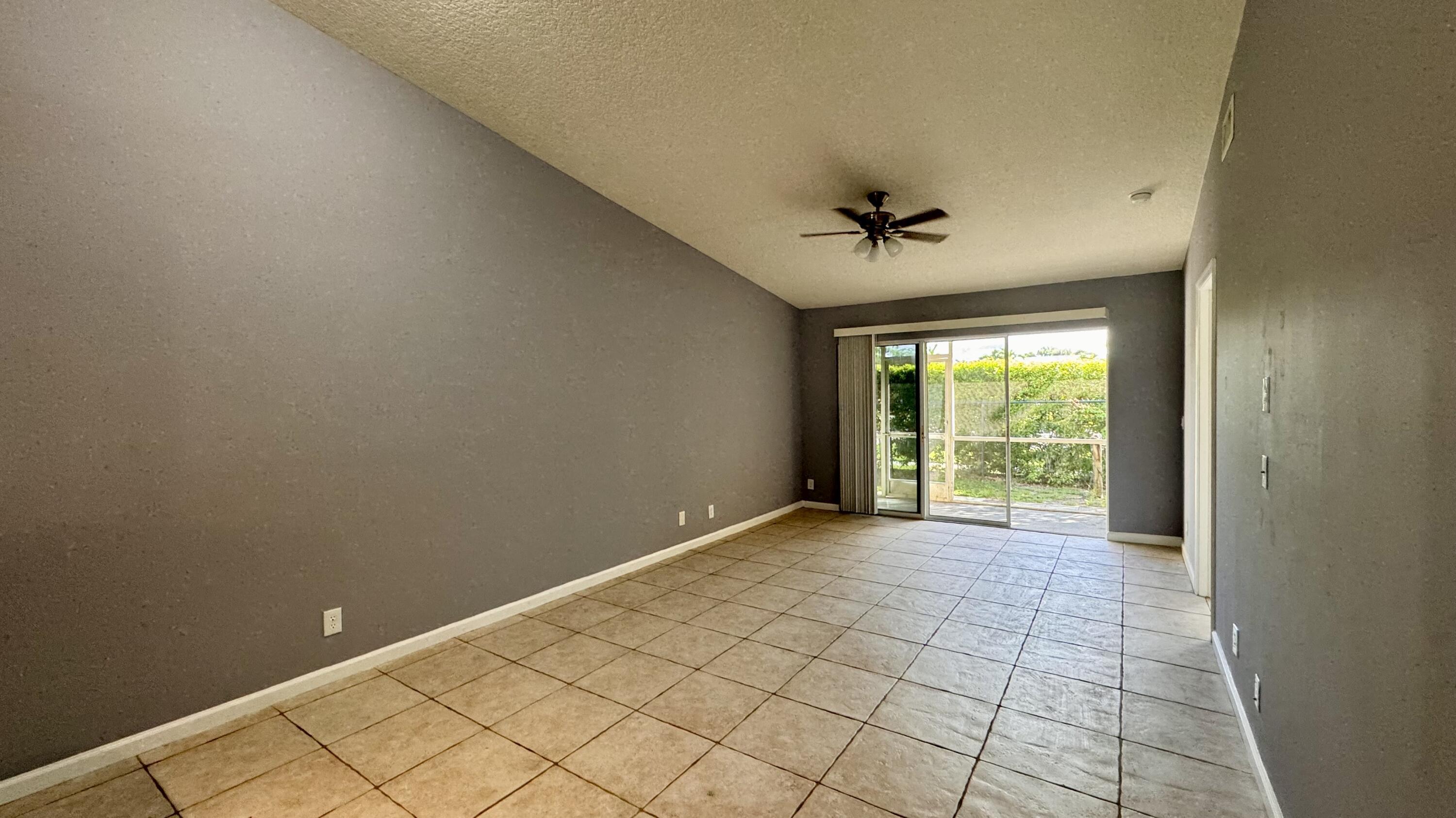 1290 Riverside Circle Property Photo 23