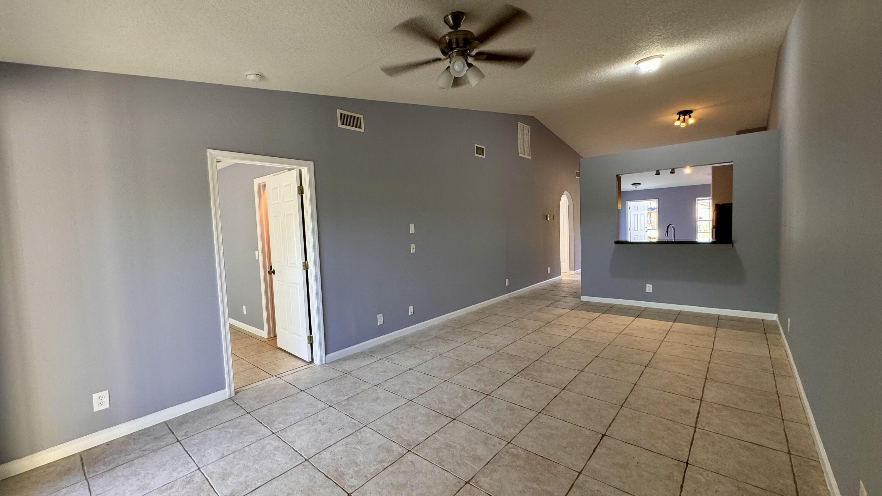 1290 Riverside Circle Property Photo 26