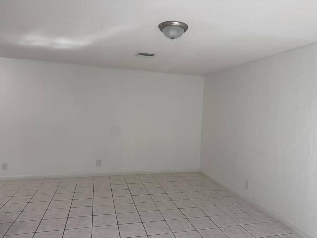 1 Crossings Circle C Property Photo 6