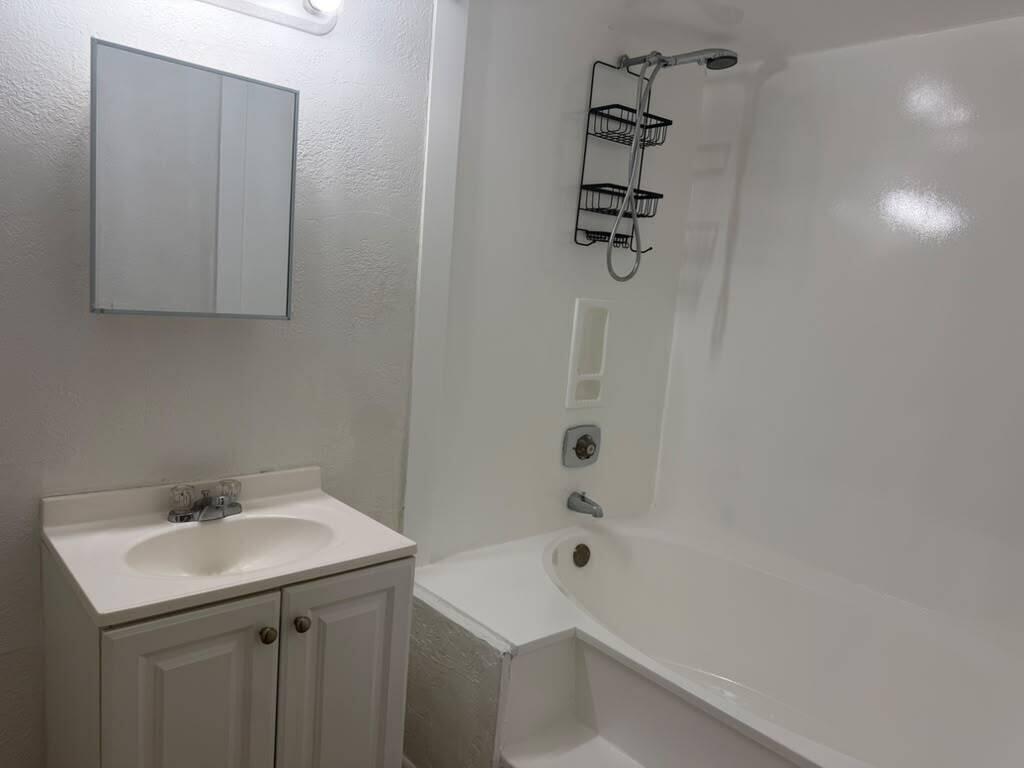 1 Crossings Circle C Property Photo 11
