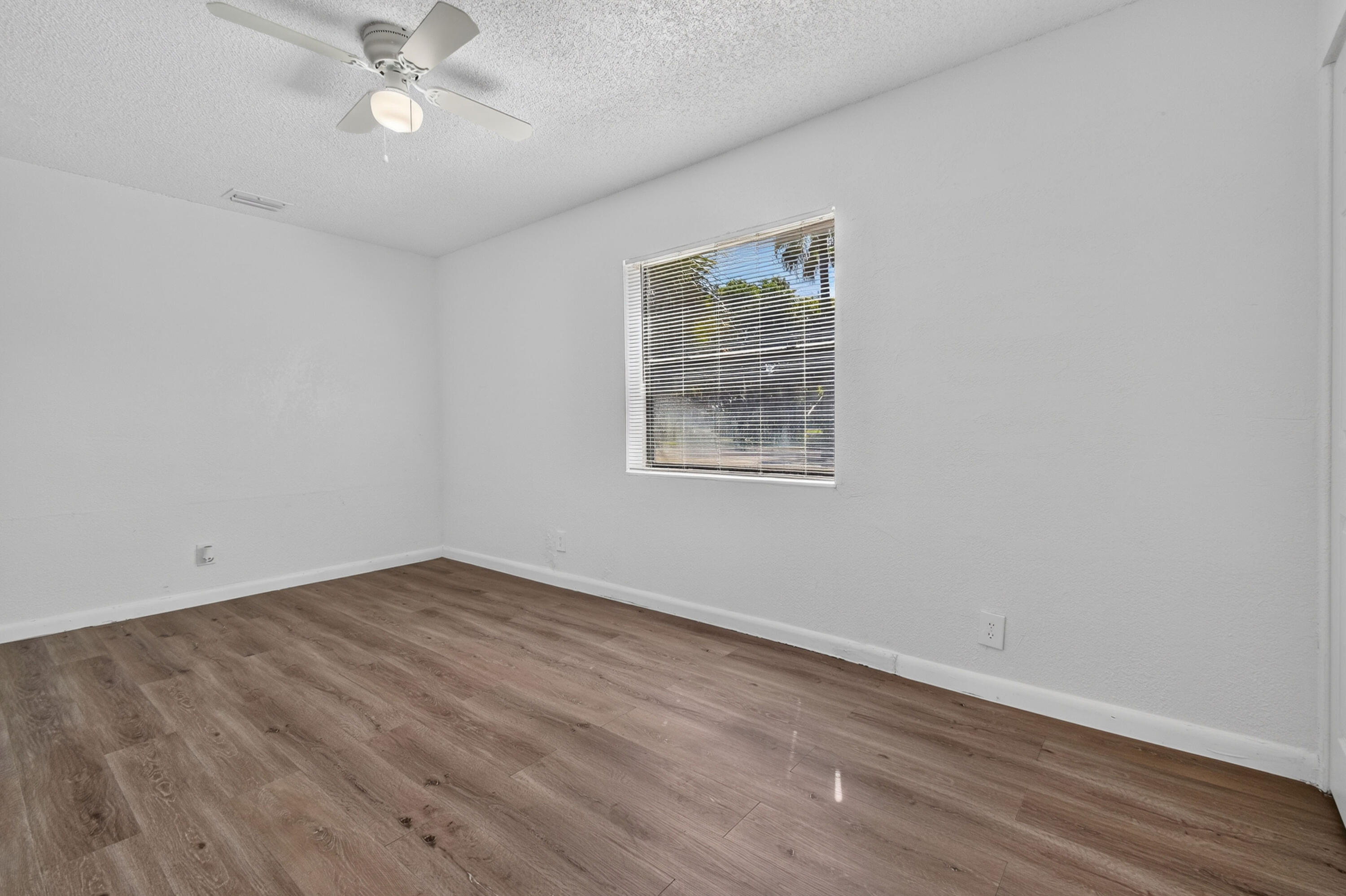 1 Crossings Circle C Property Photo 11