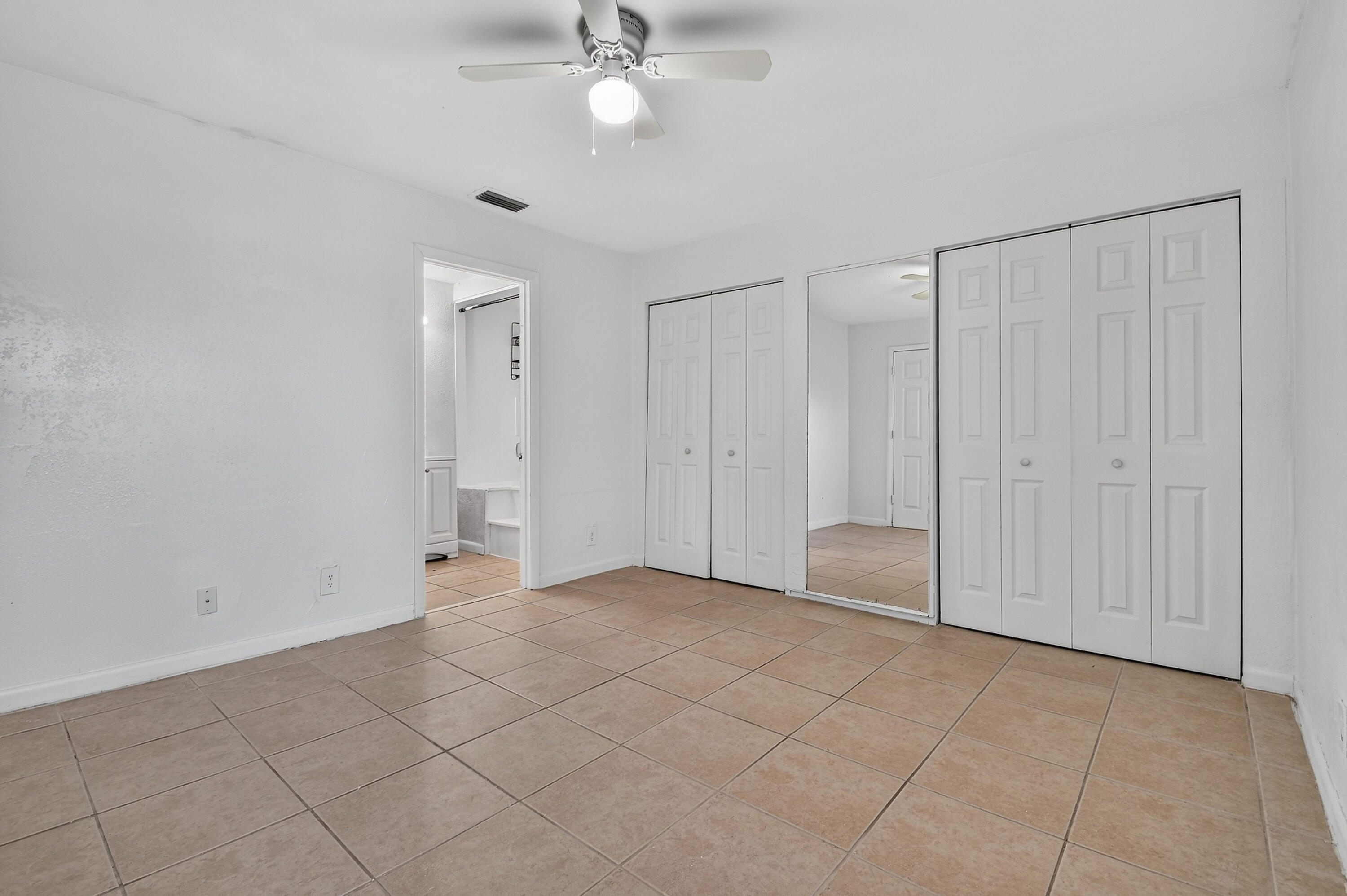 1 Crossings Circle C Property Photo 16