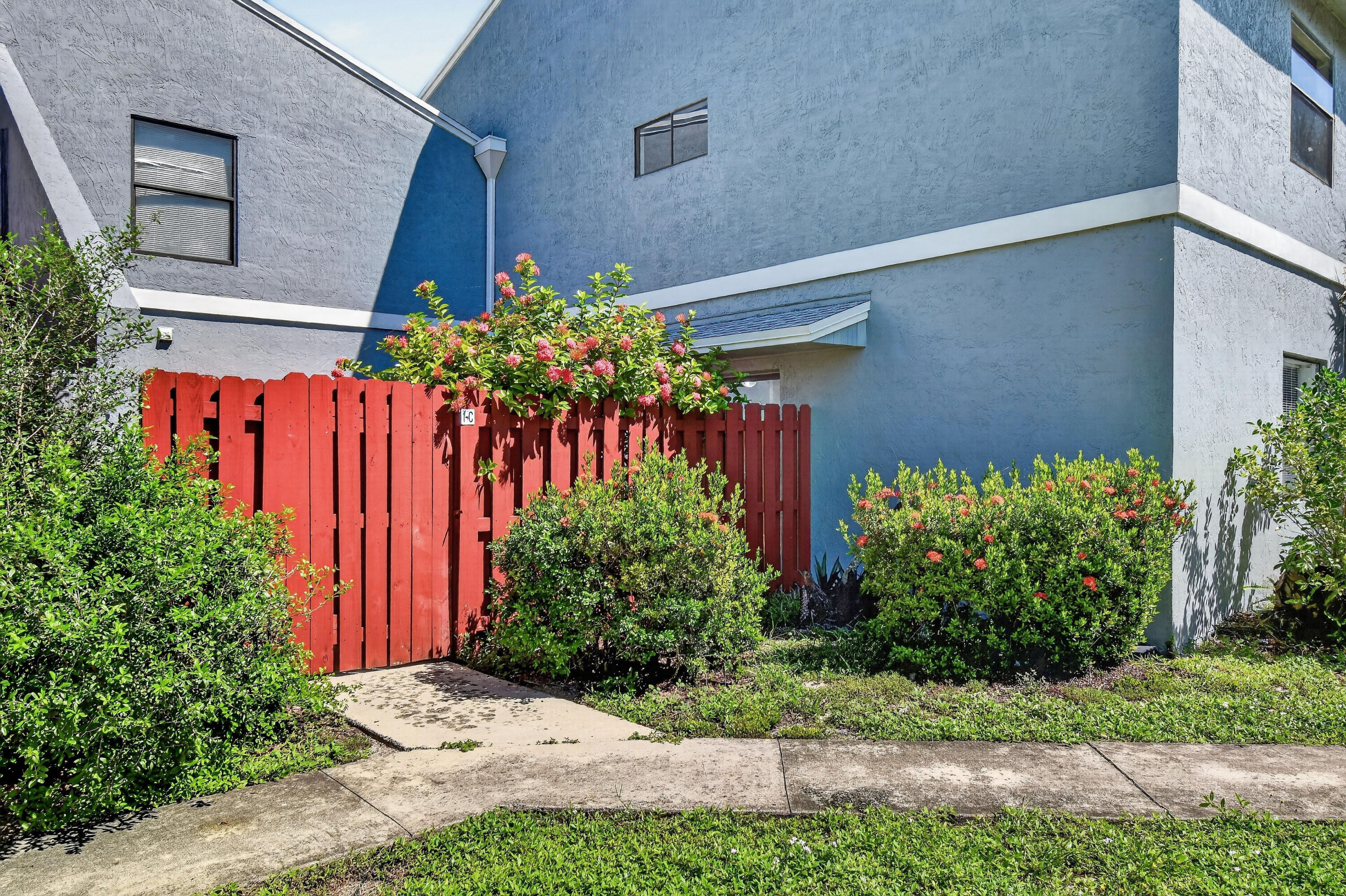 1 Crossings Circle C Property Photo 23