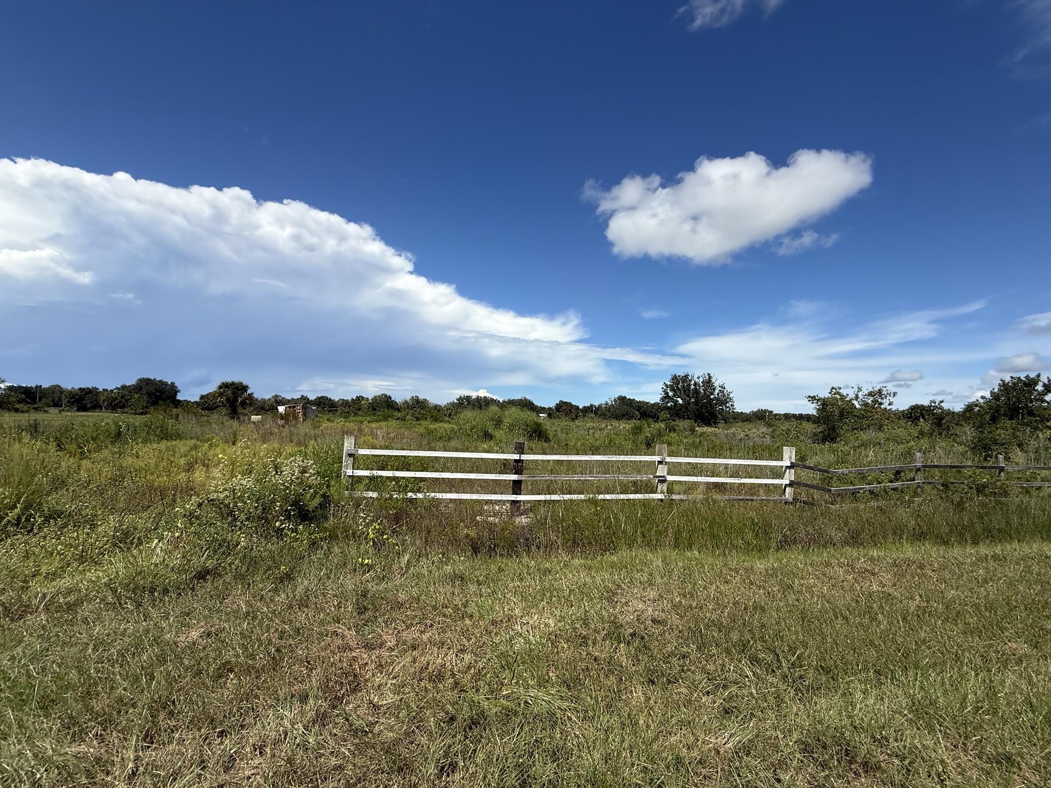 18073 Nw 276th Street Property Photo 2
