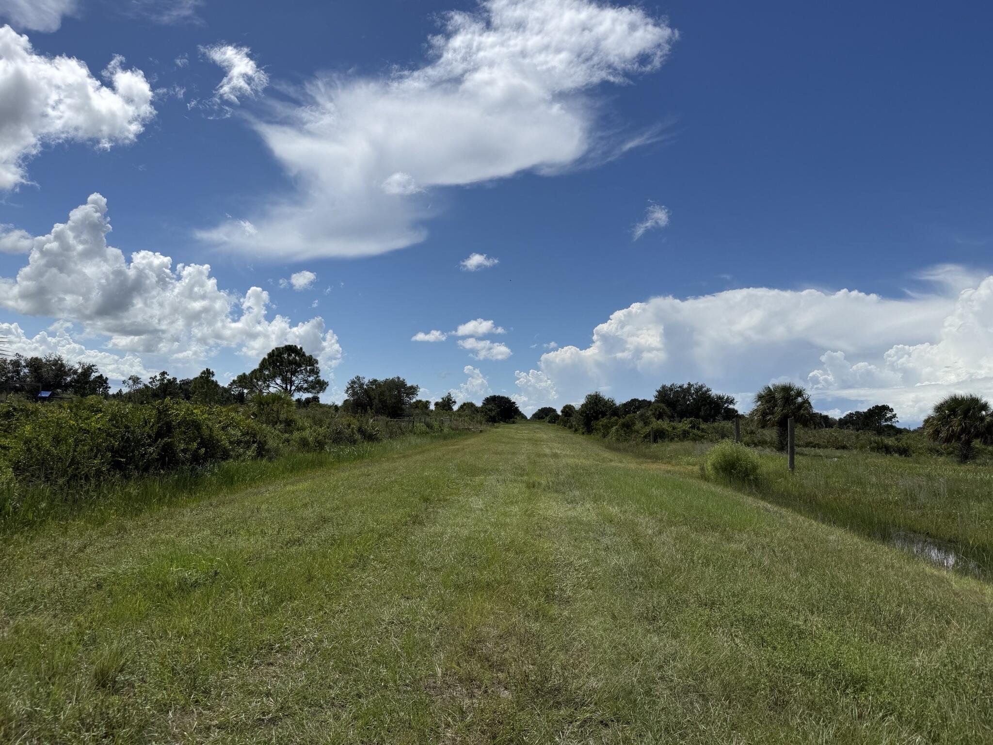 18073 Nw 276th Street Property Photo 5