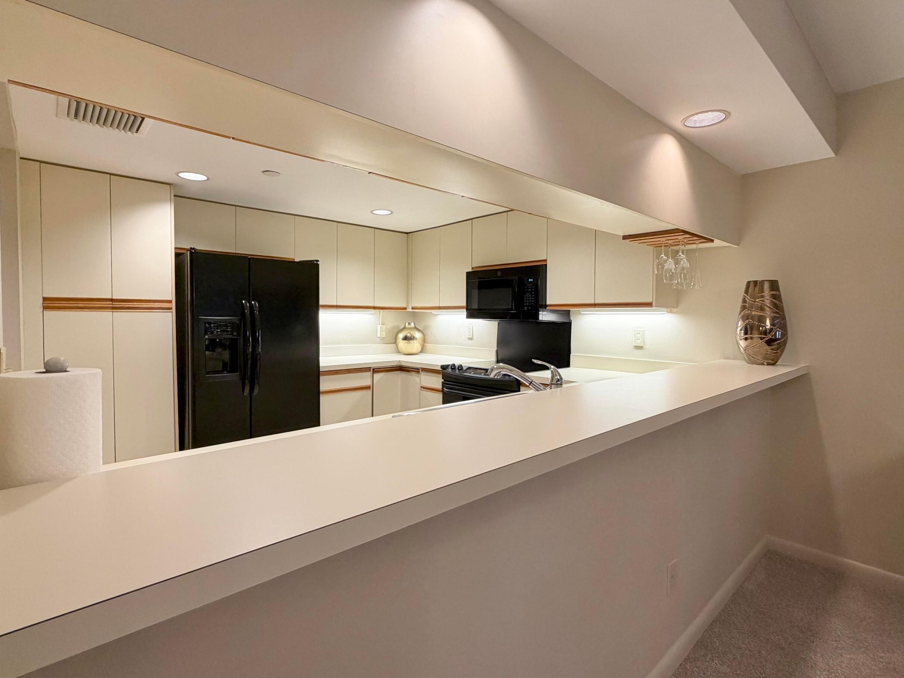 337 Oak Harbour Drive Property Photo 12
