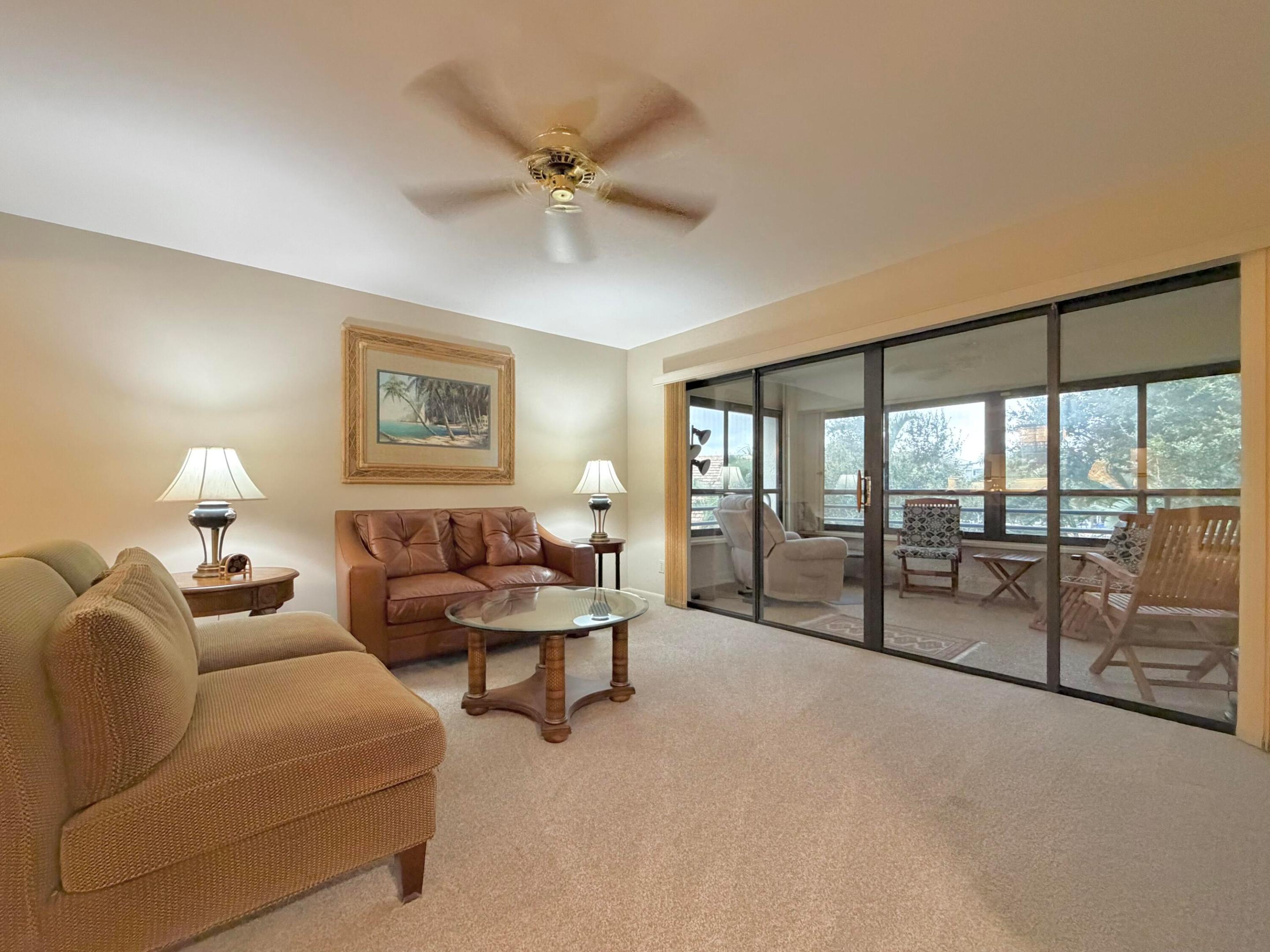 337 Oak Harbour Drive Property Photo 17