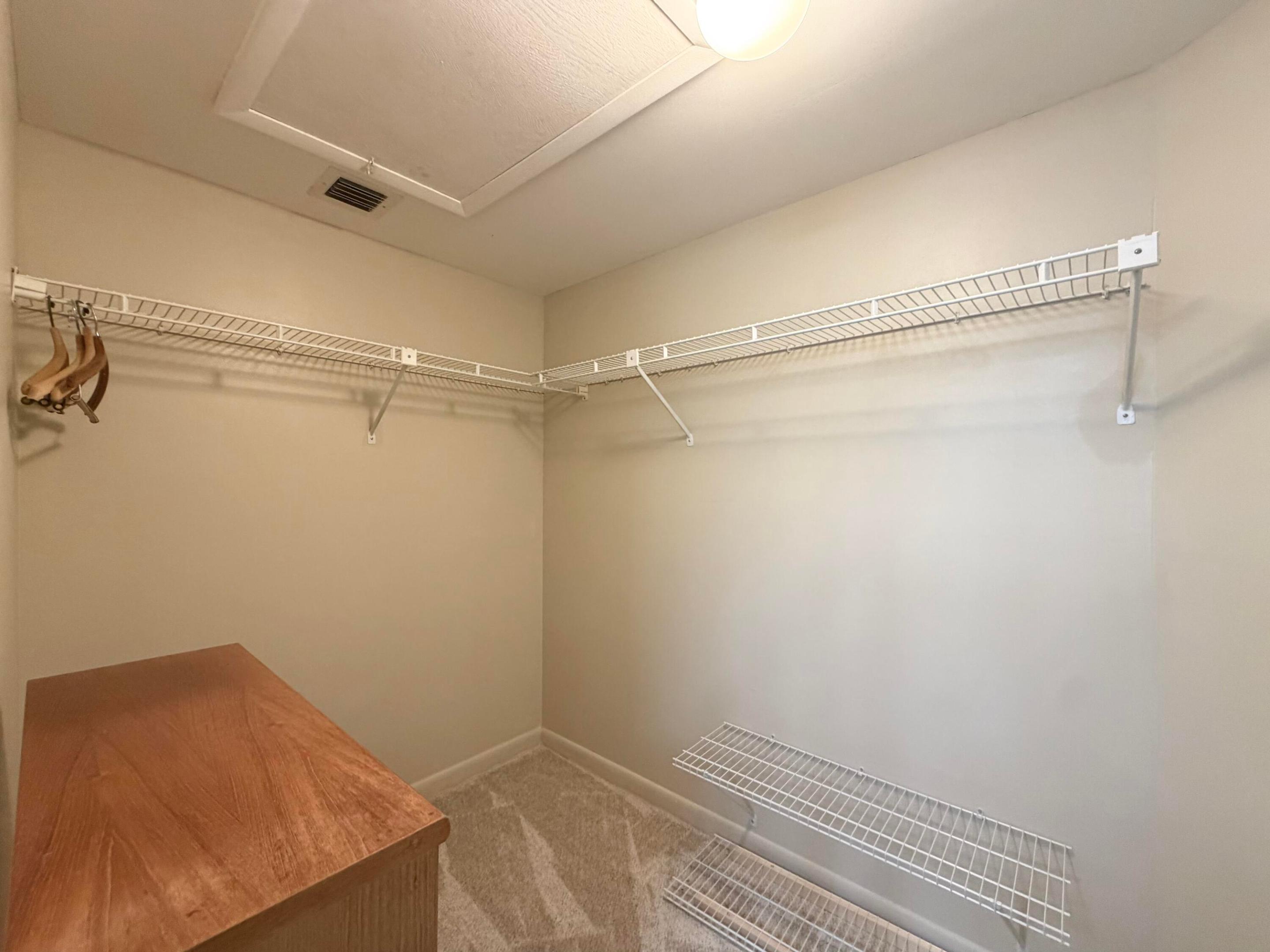 337 Oak Harbour Drive Property Photo 26