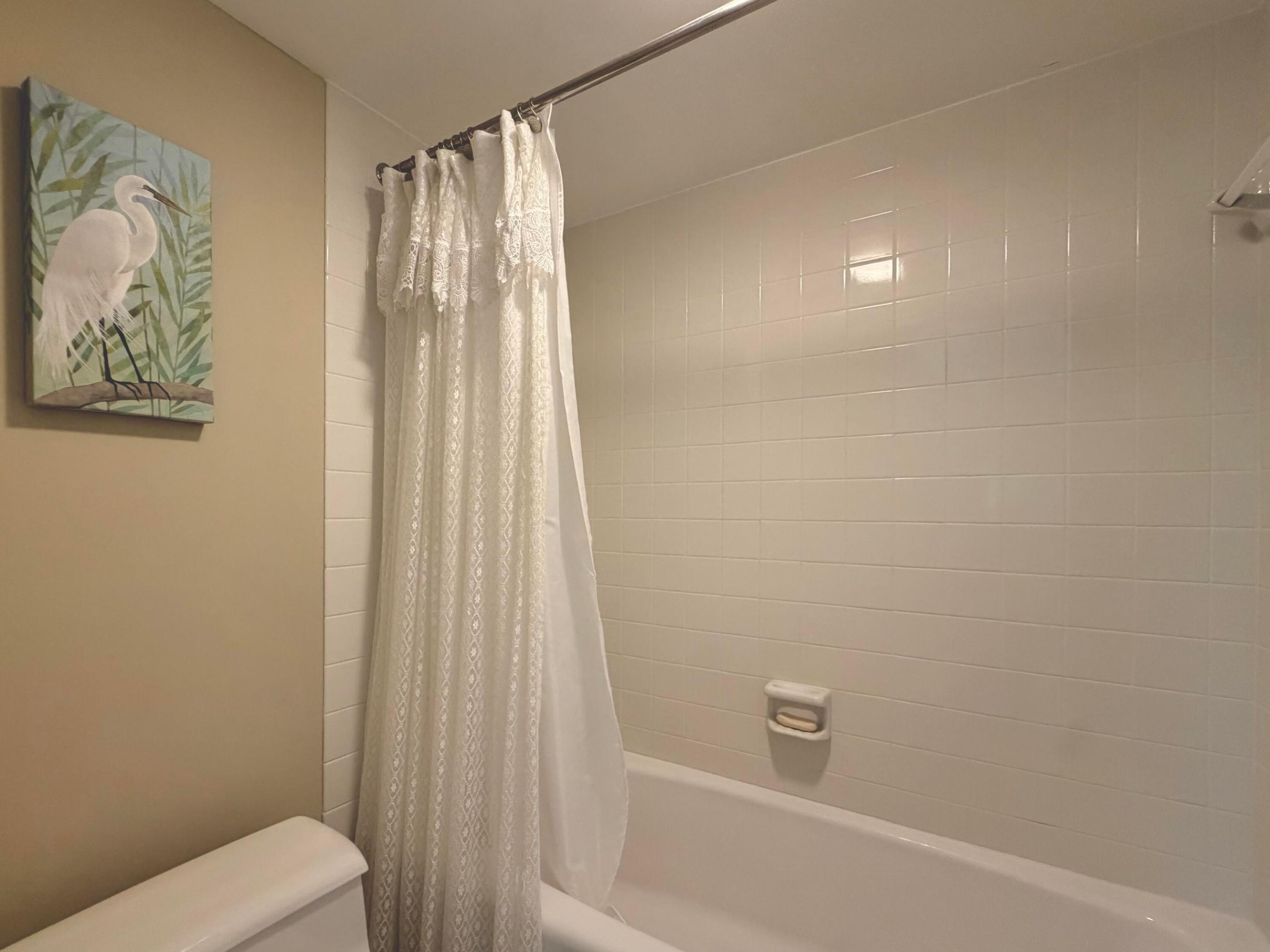 337 Oak Harbour Drive Property Photo 28